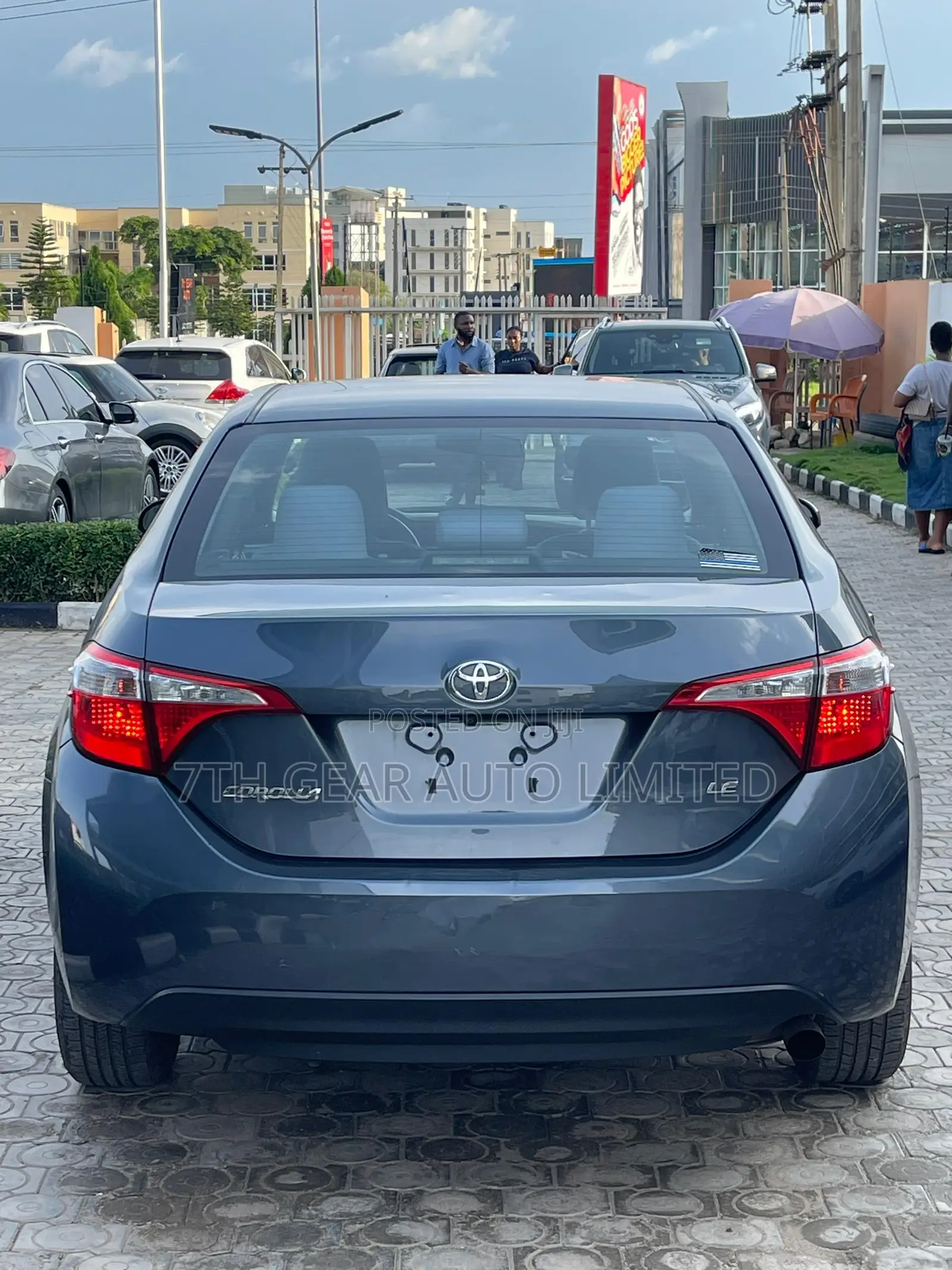 Toyota Corolla LE 4dr Sedan (1.8L 4cyl CVT) 2015 Gray