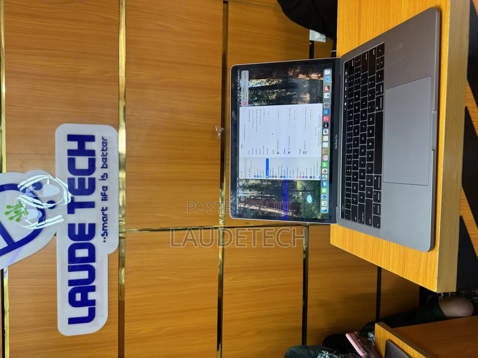 Laptop Apple MacBook Pro 2019 16GB Intel Core I7 SSD 256GB