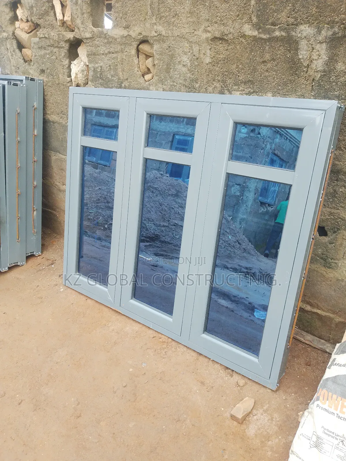Aluminum Casement Window With Inner Burglary and Net 1500 X 1200