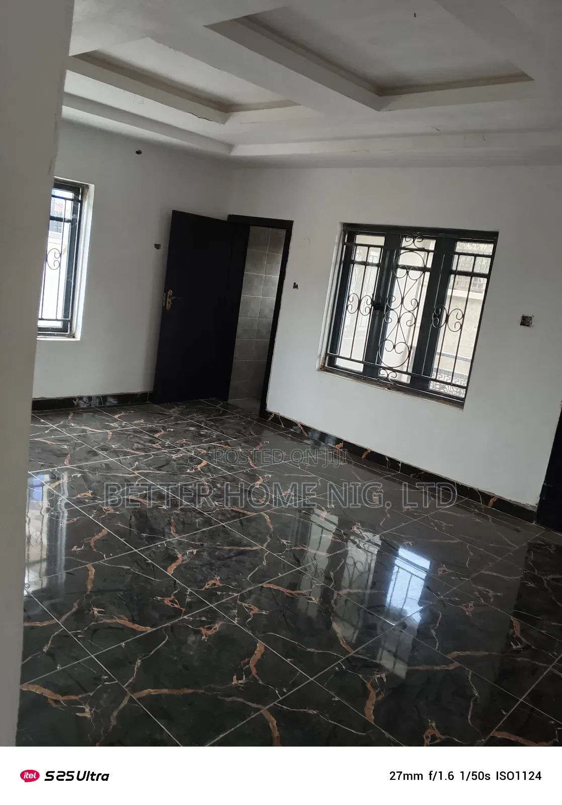 3bdrm Block of Flats in Atere Estate, Oluyole for sale