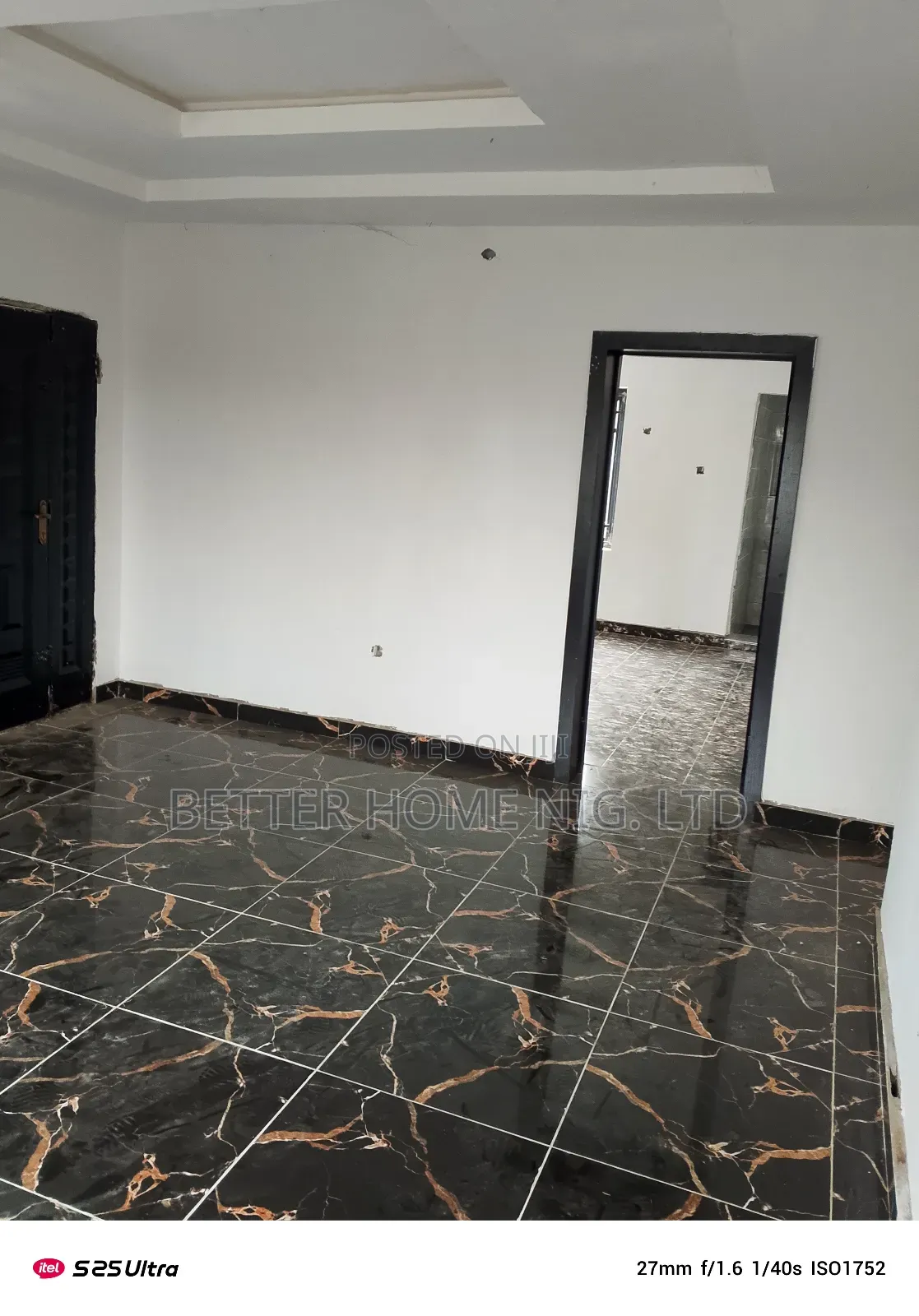 3bdrm Block of Flats in Atere Estate, Oluyole for sale