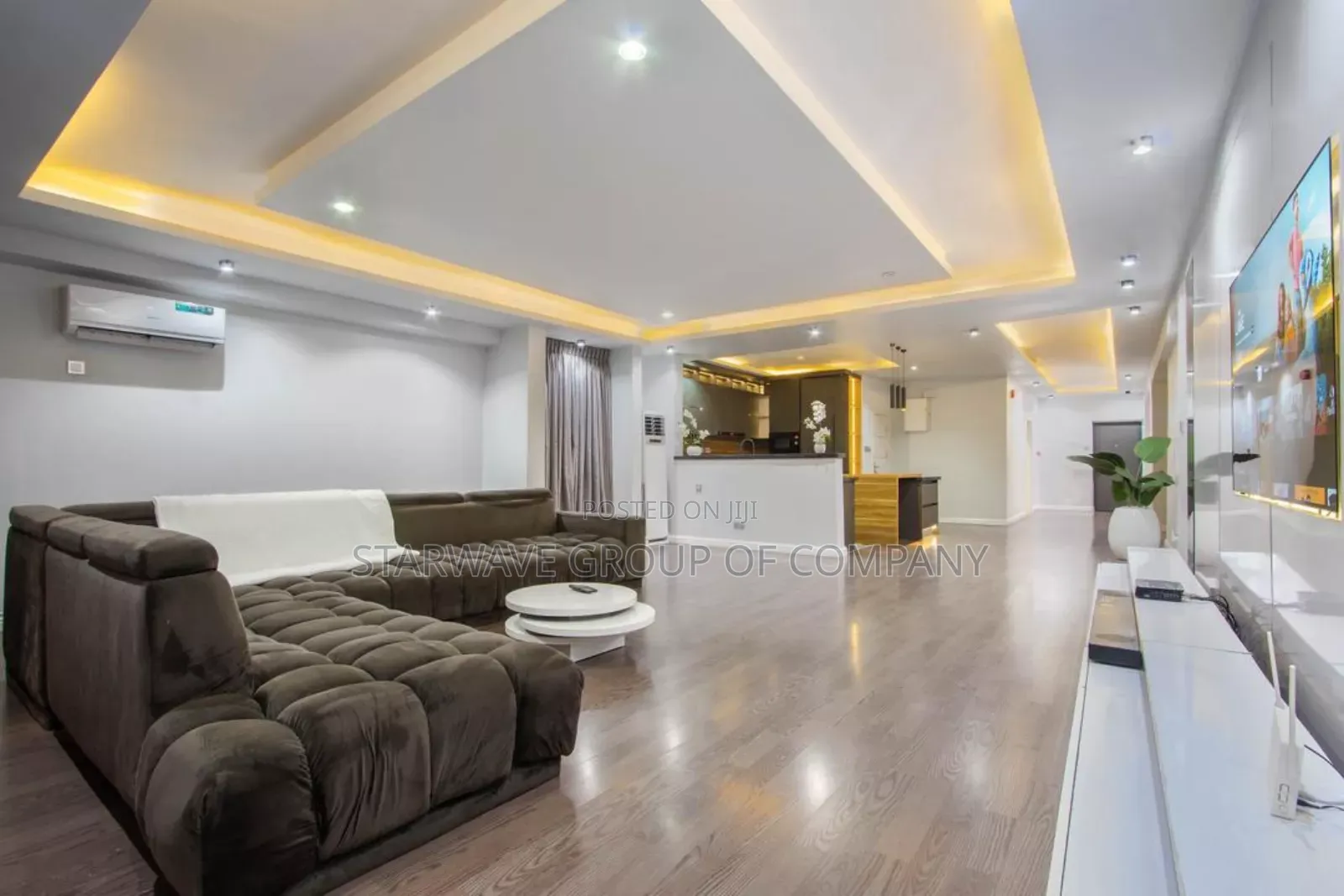 3 Bedroom Waterfront Luxury Apartment