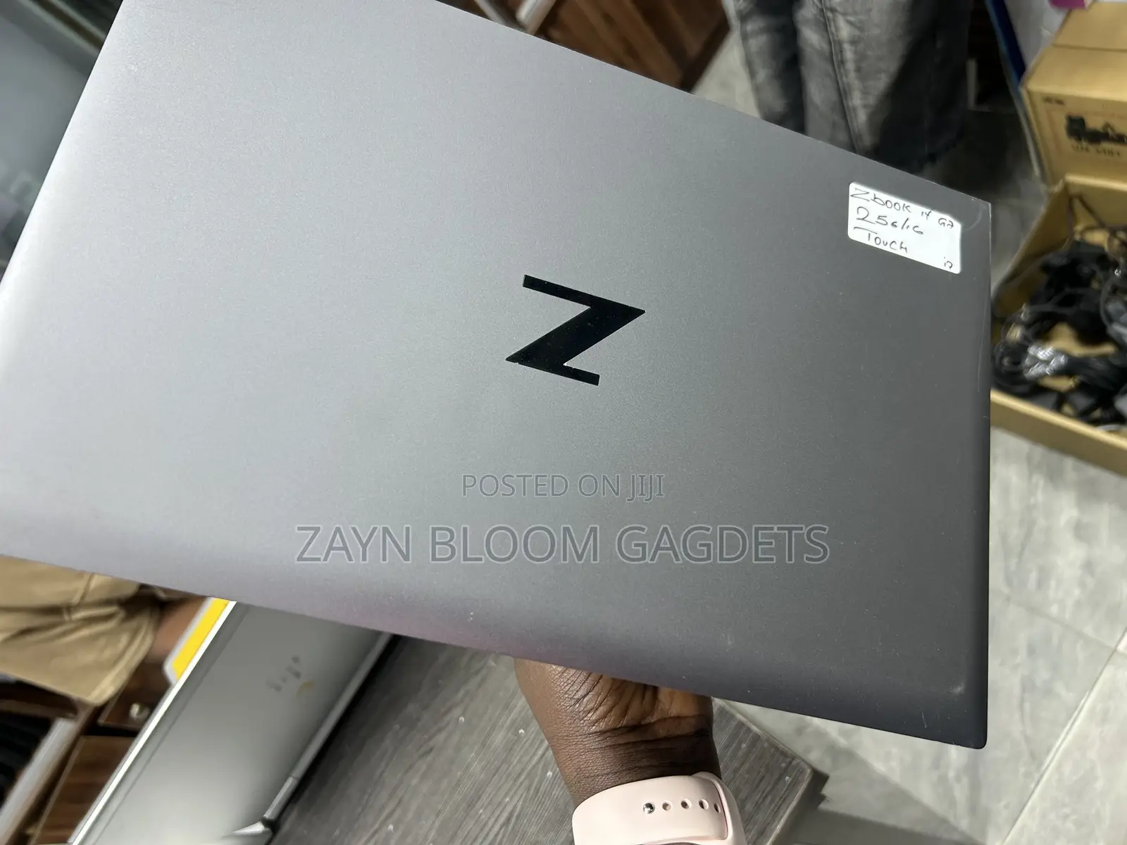 Laptop HP ZBook Firefly G8 16GB Intel Core I7 SSD 256GB