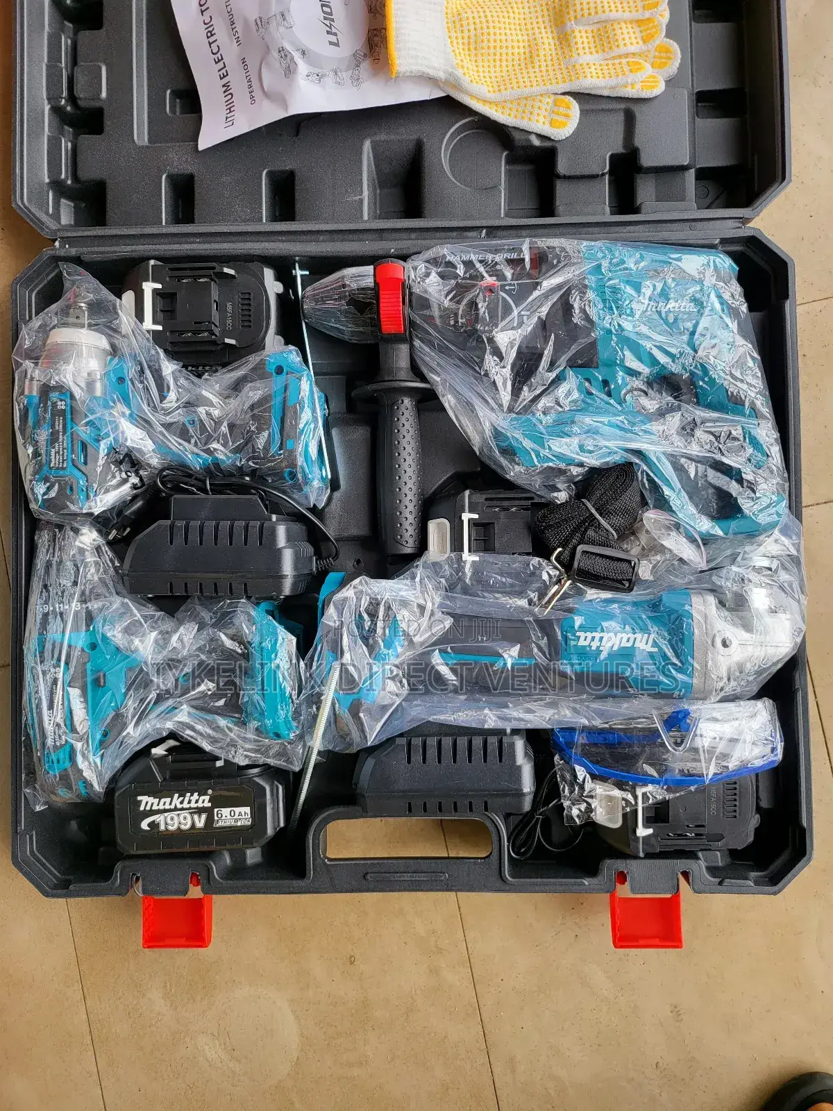 Makita Cordless 4-in-1 Tools Box Set