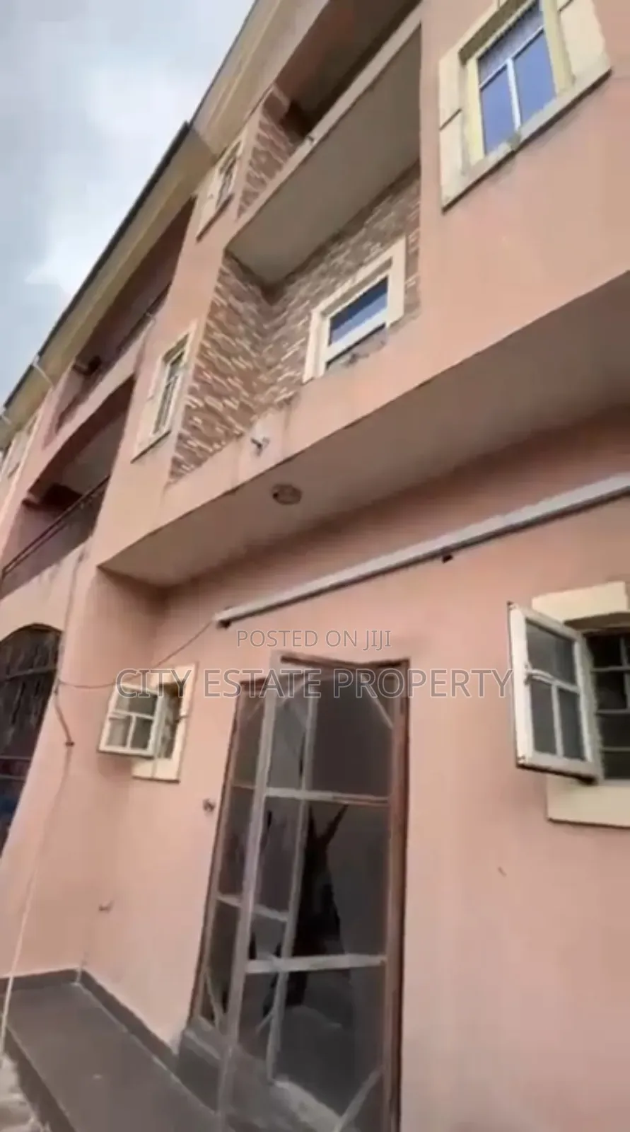 12bdrm Block of Flats in Adageorge, Port-Harcourt for sale