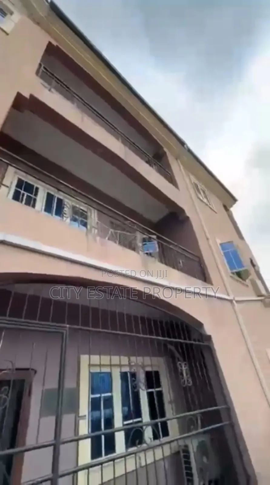 12bdrm Block of Flats in Adageorge, Port-Harcourt for sale