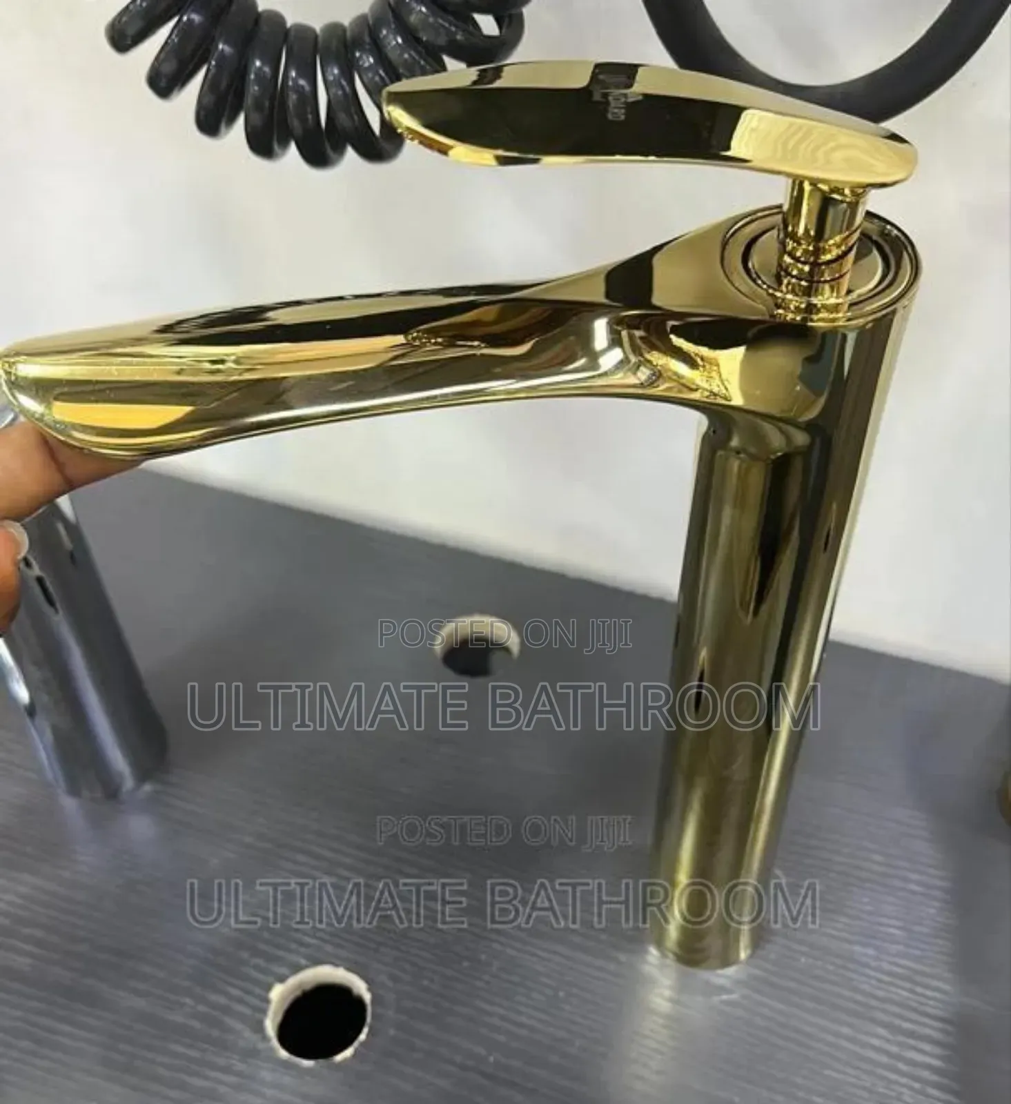 Long Mouth Gold Faucet For Washing Hand Basin