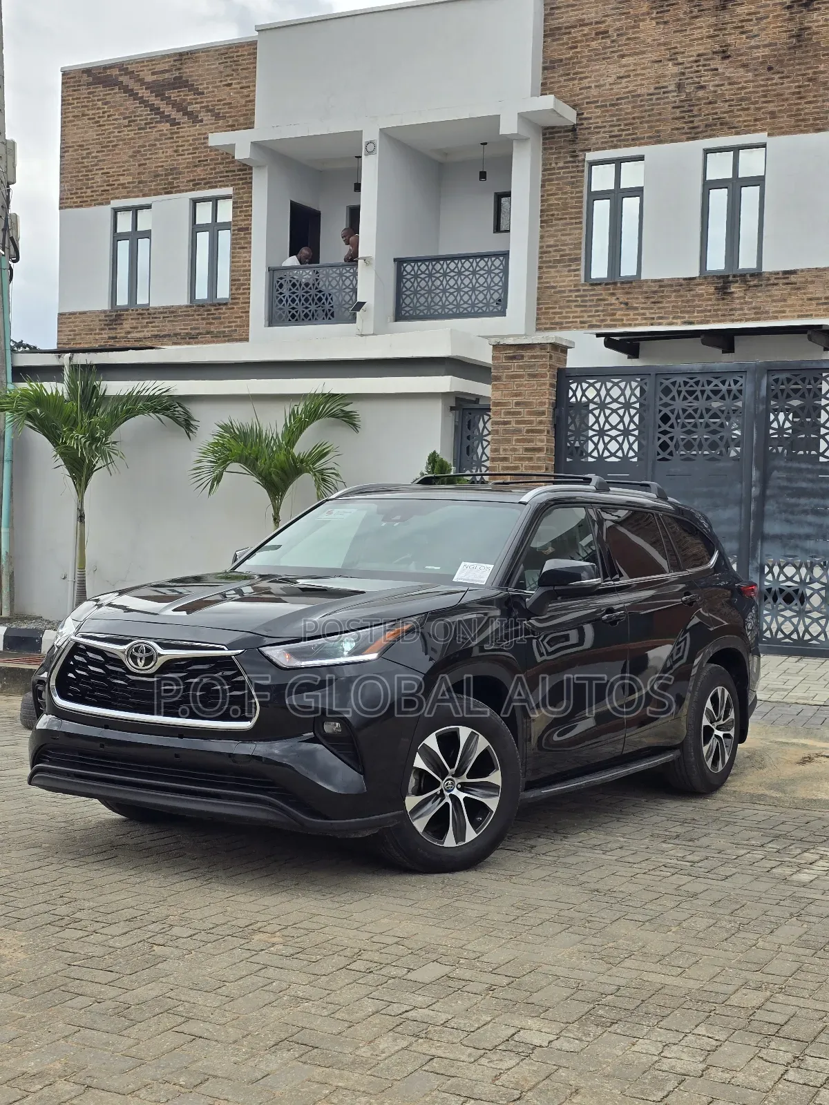 Toyota Highlander XLE 2022 Black