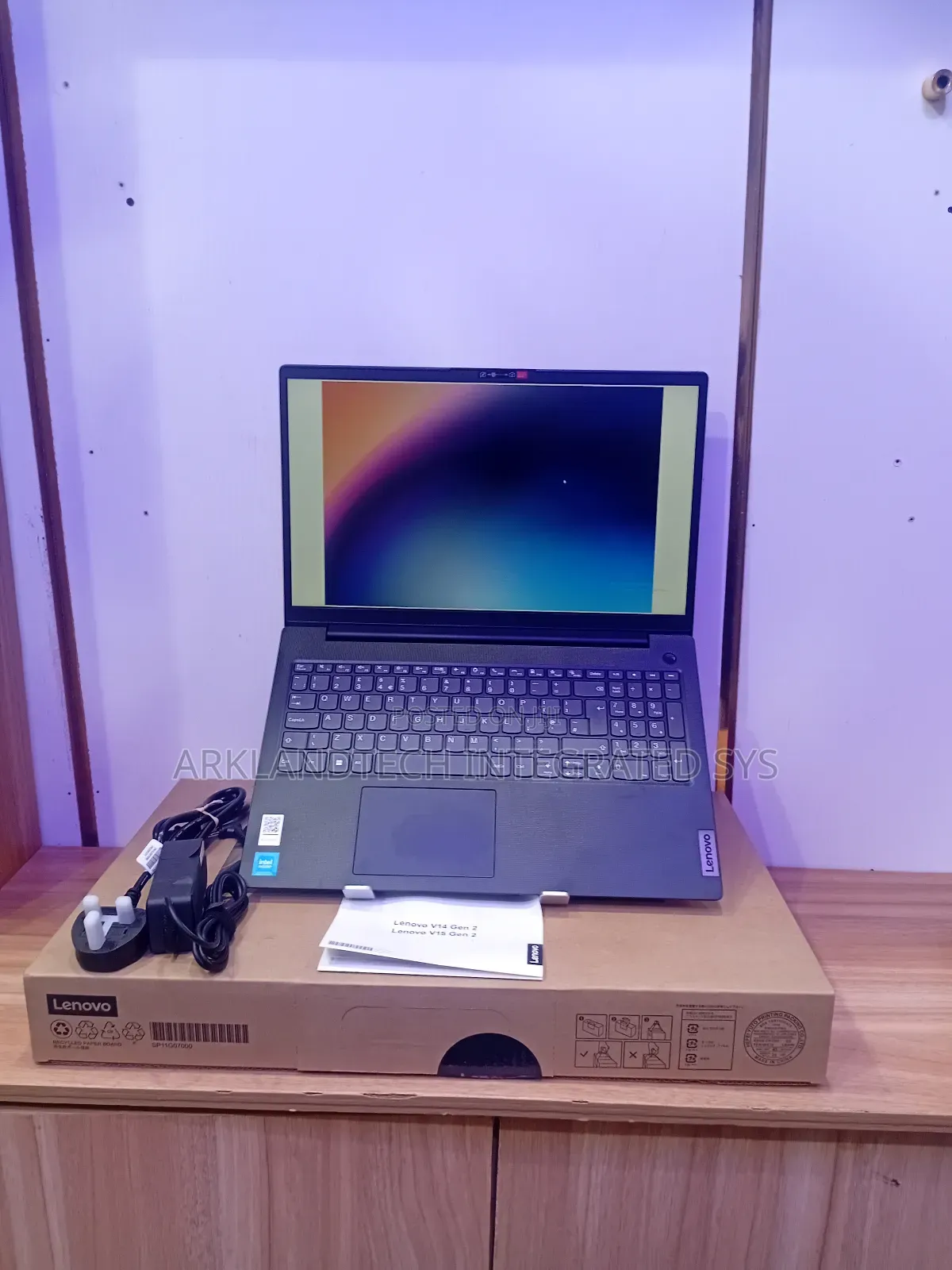 New Laptop Lenovo Ideapad 3 8GB Intel Celeron SSD 512GB