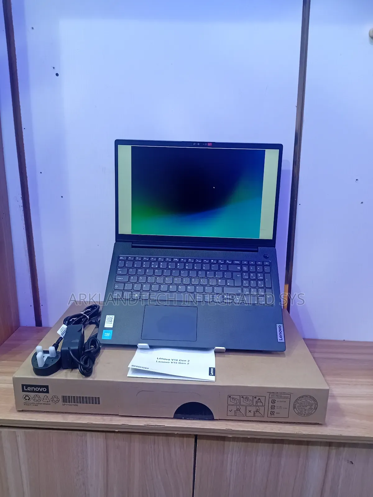 New Laptop Lenovo Ideapad 3 8GB Intel Celeron SSD 512GB