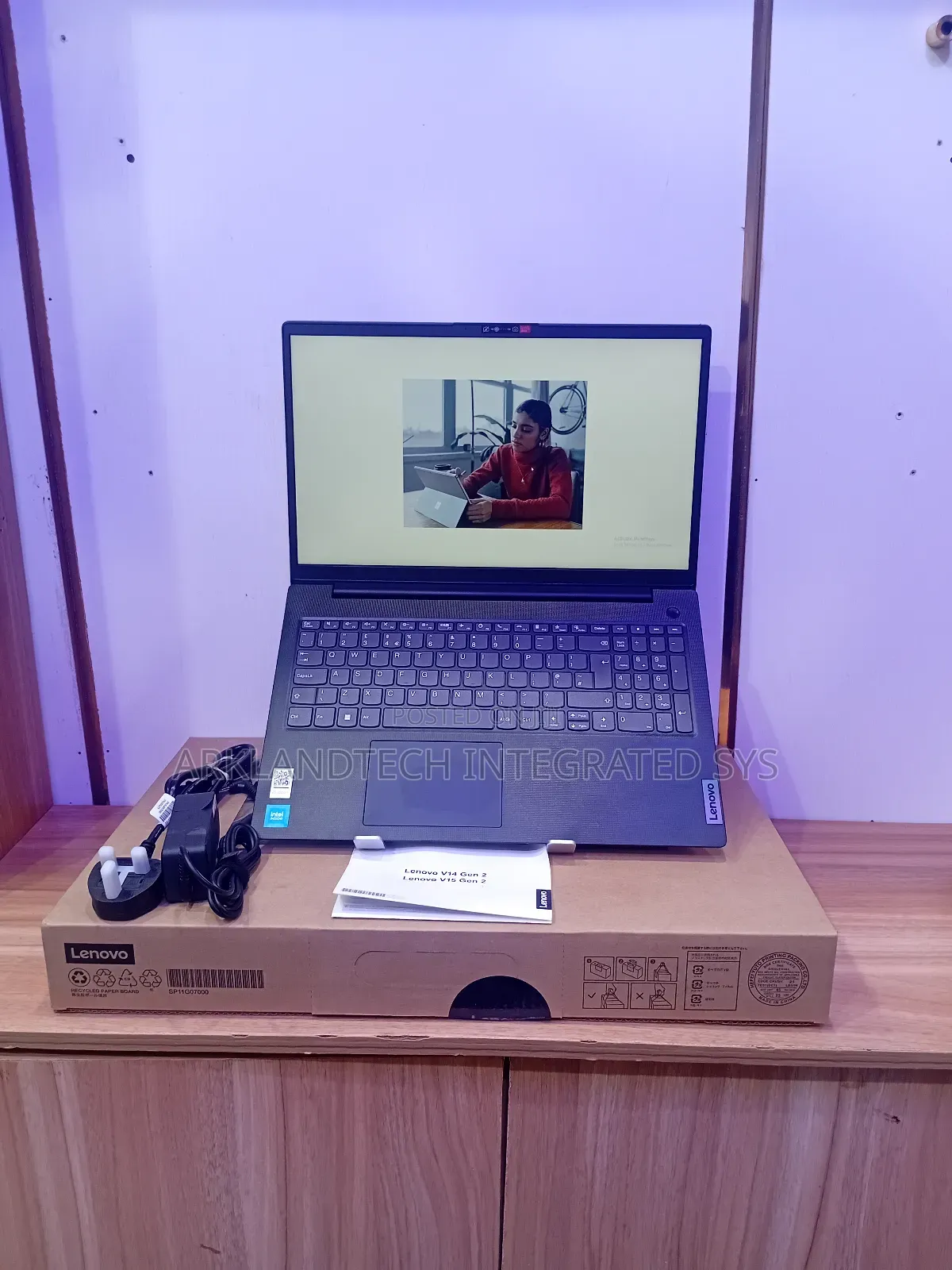 New Laptop Lenovo IdeaPad 110S 8GB Intel Celeron SSD 512GB