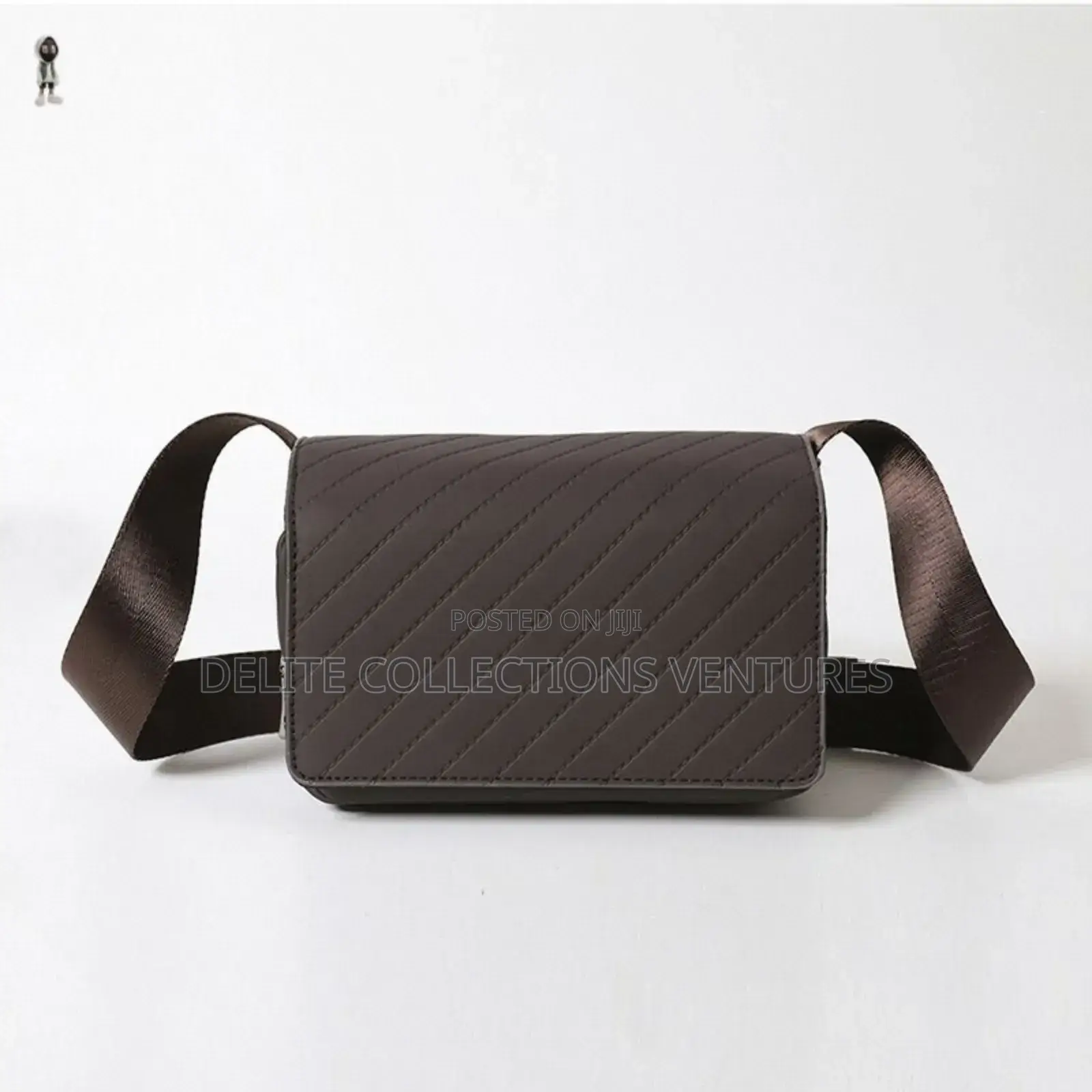 Premium Retro Cross Bag Luxury Now Available