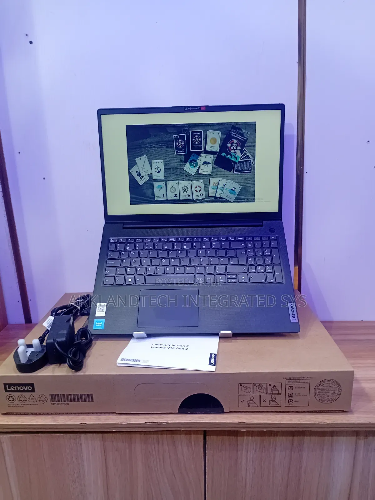 New Laptop Lenovo IdeaPad 320S 8GB Intel Celeron SSD 256GB