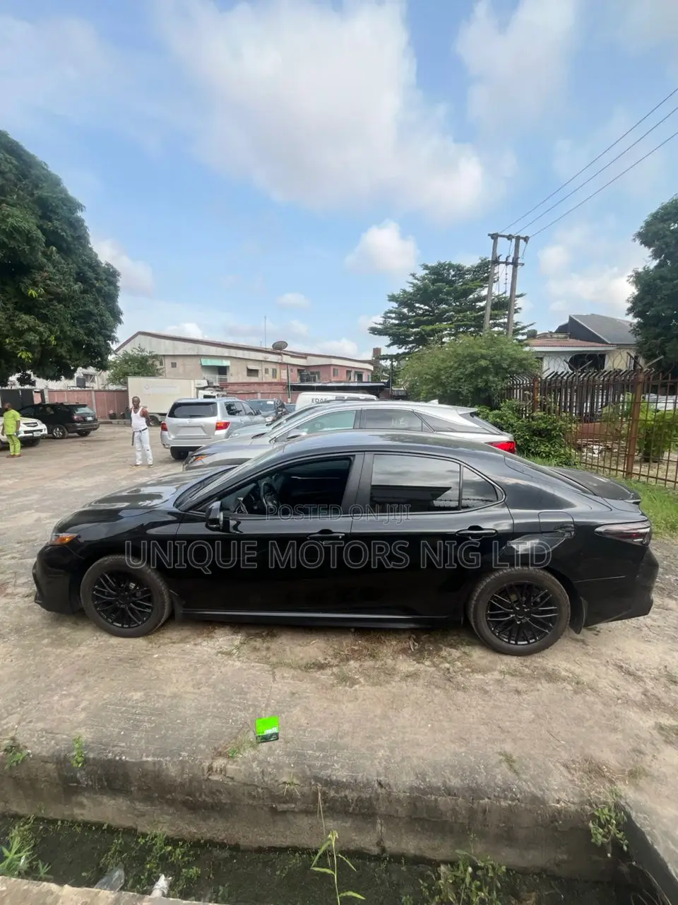 Toyota Camry SE 2022 Gray