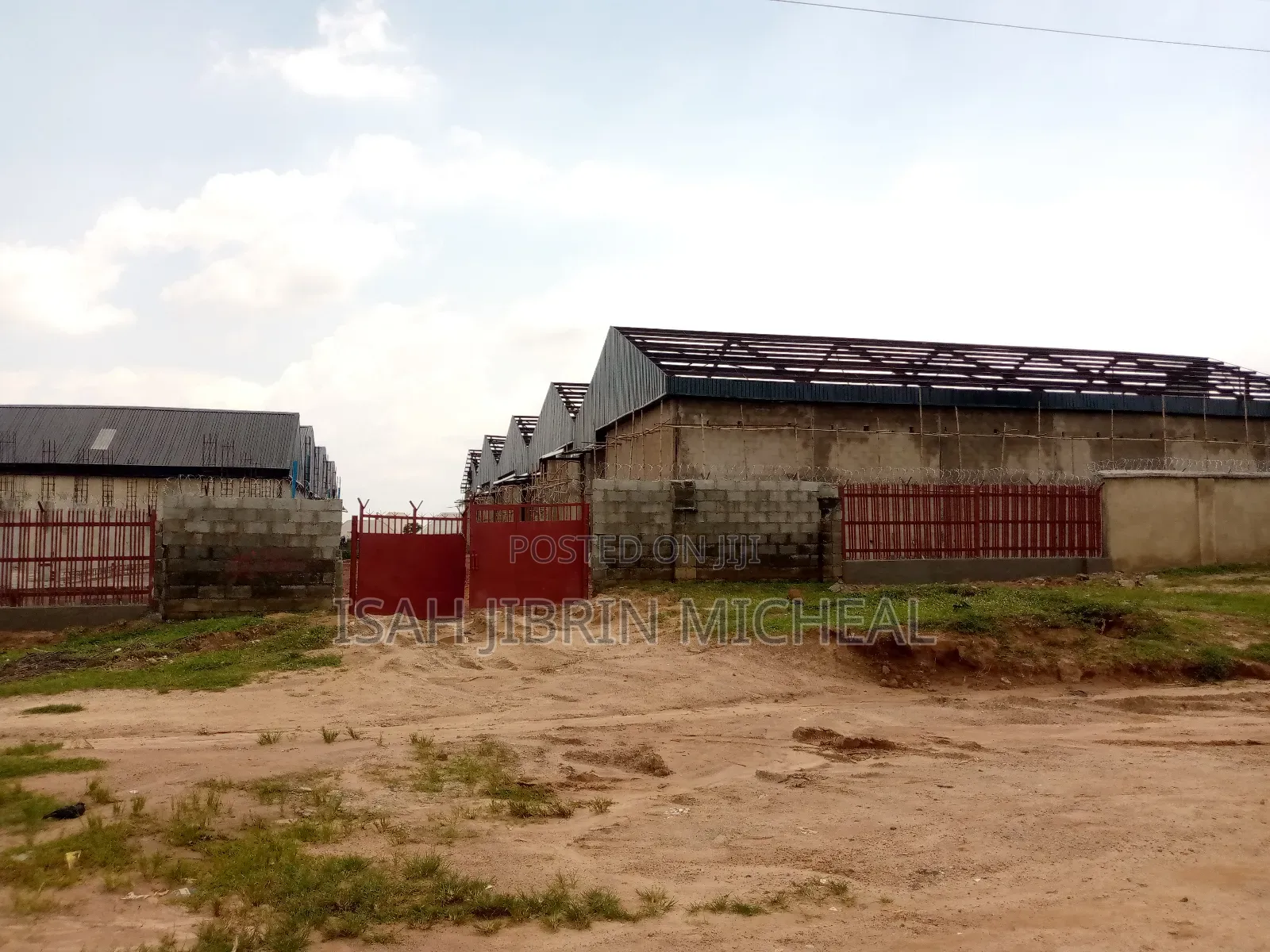 Newly Built Warehouse Along Kubwa Express for Rent.