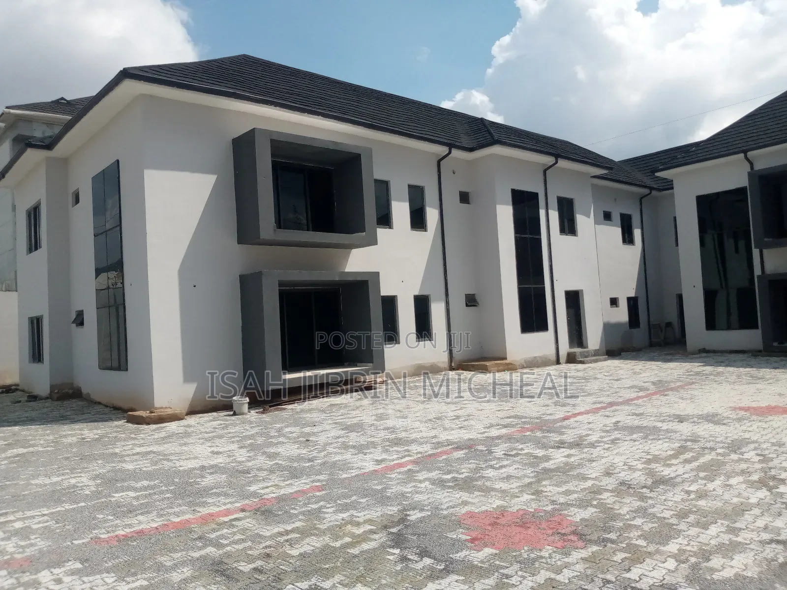 12bdrm Apartment in F01 Kubwa for sale