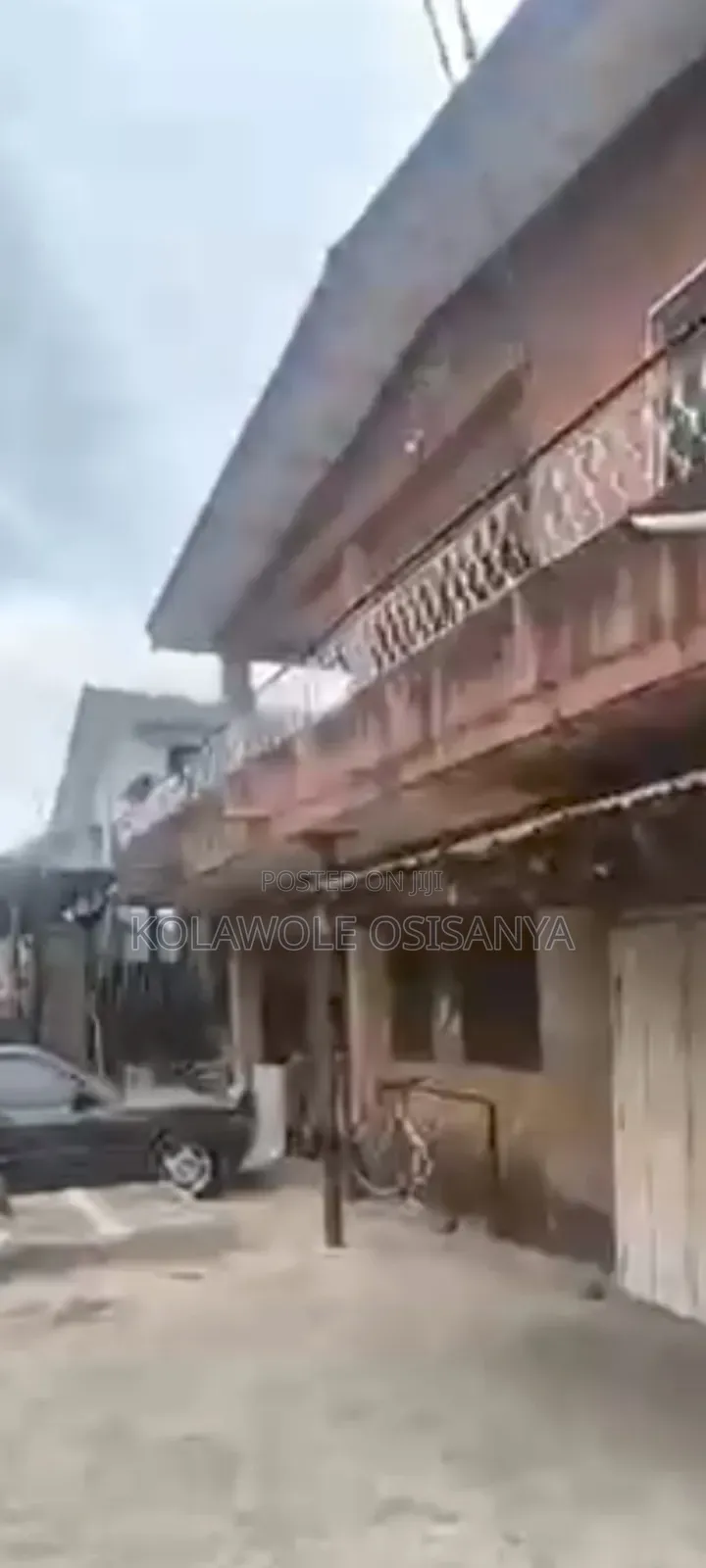 5bdrm Block of Flats in Surulere for sale