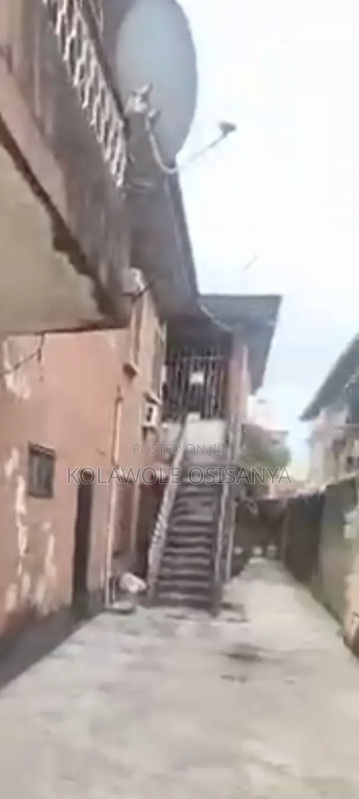 5bdrm Block of Flats in Surulere for sale