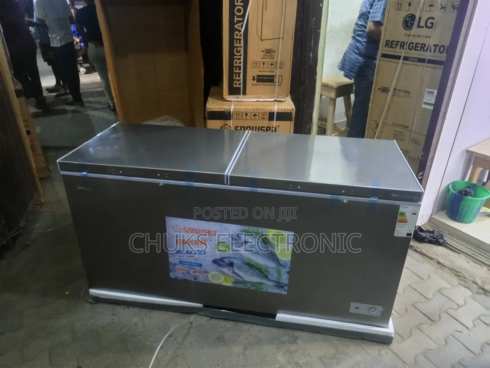 Snowsea Double Door Freezer 700l