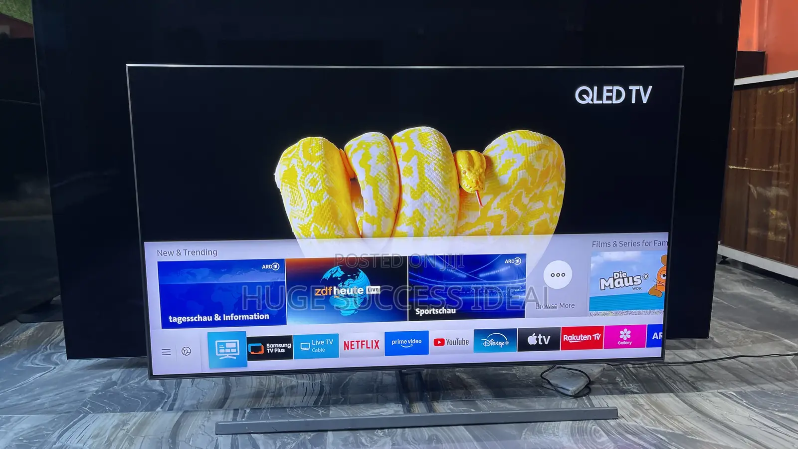 Samsung 55 Inch Qled Q80r Series Smart 4& Ultra Hd Hdr Tv With Bixby