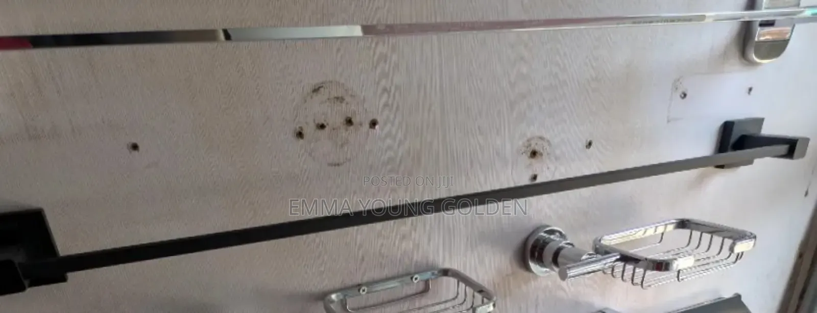 Mmaat Quality Black Steel Towel Rail Single