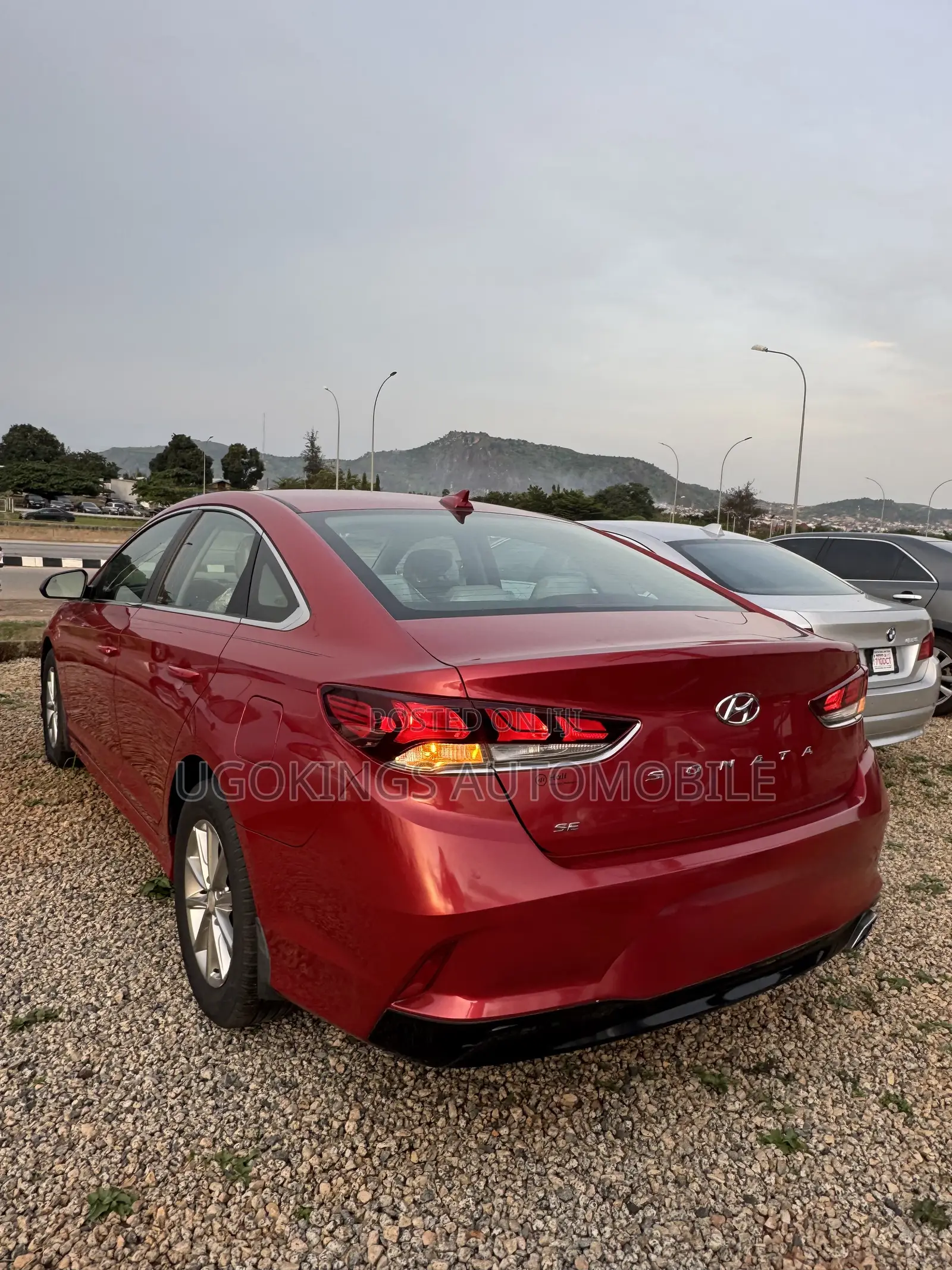 Hyundai Sonata SE 2019 Red