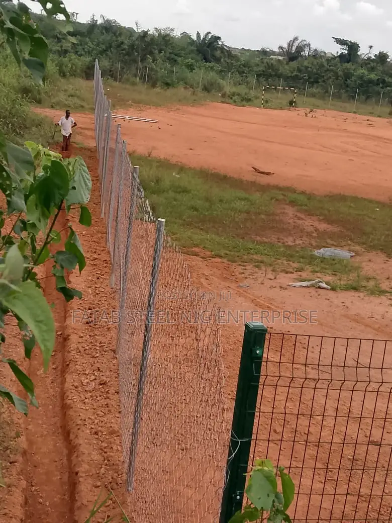 Chainlink Perimeter Fencing 8ft Height