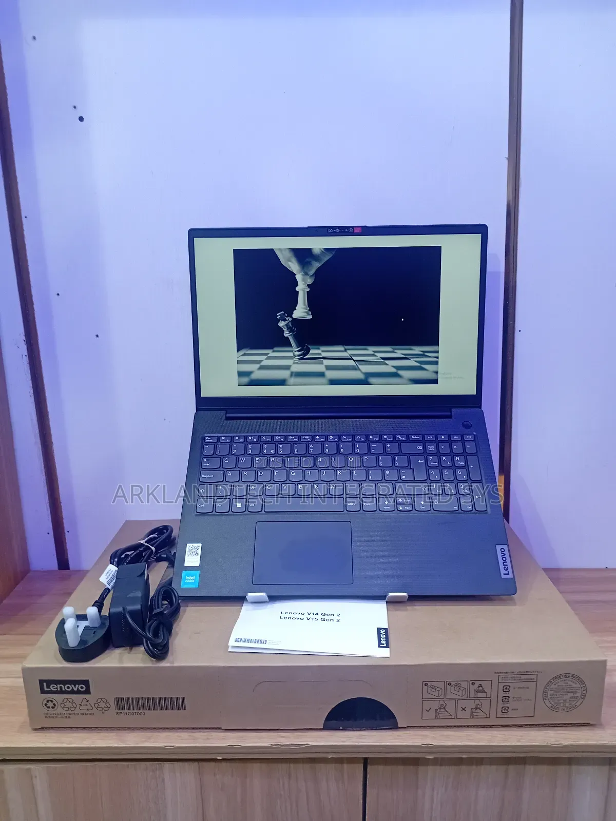 New Laptop Lenovo IdeaPad 330 8GB Intel Celeron SSD 256GB