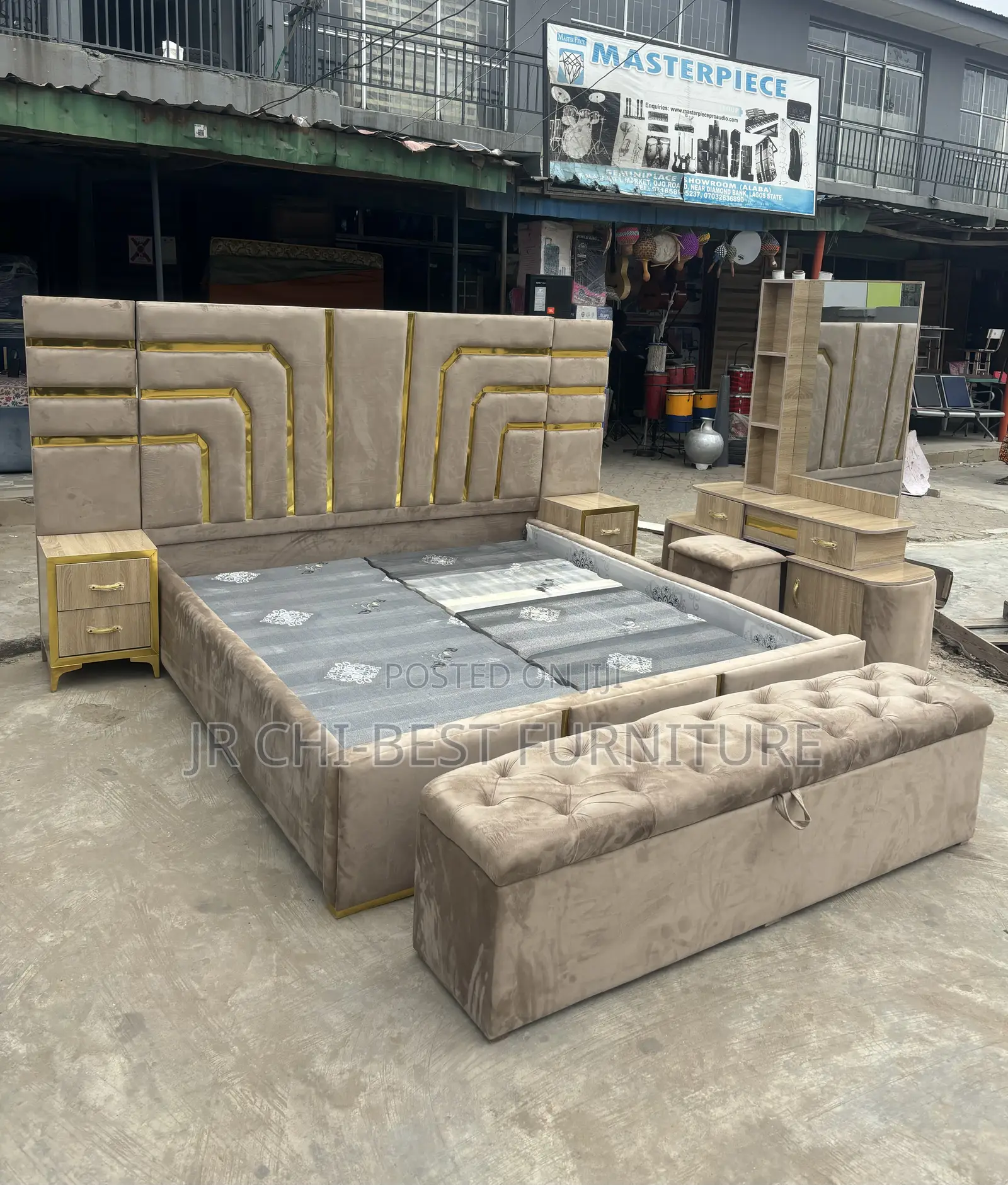 Uniquely Well Fabricated Padded 6 by 6 Upholstery Bedframe Wooden