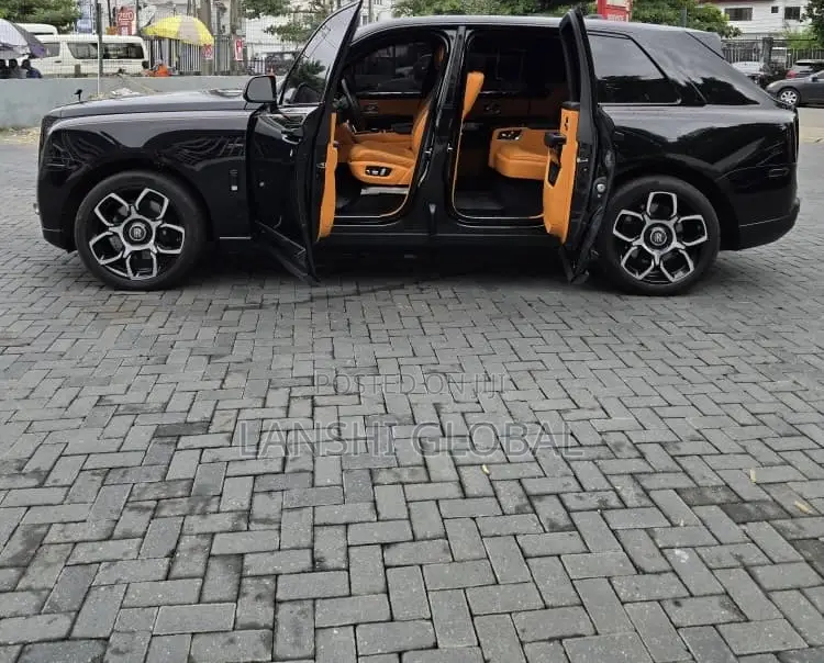 Rolls-Royce Cullinan 2023 Black