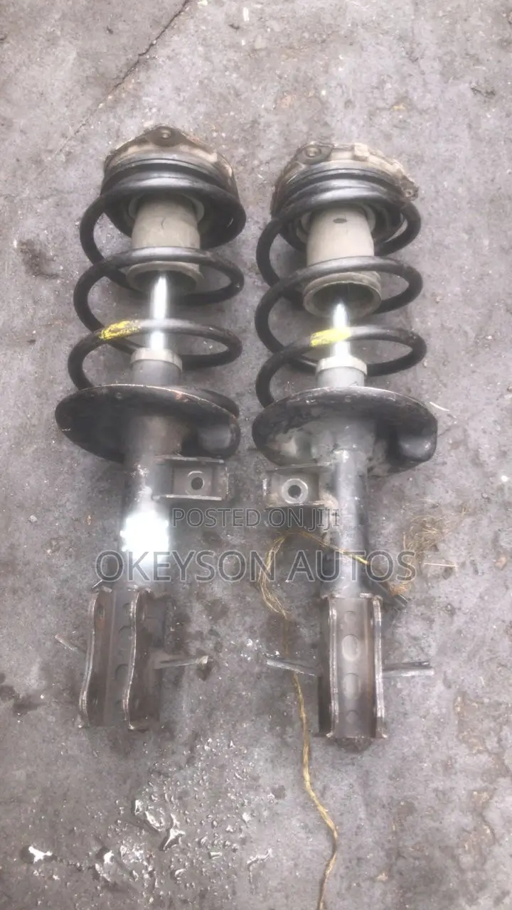 Front Shock Absorber for Nissan Sentra 2010-2015 Model