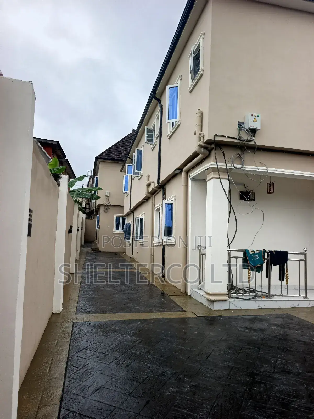 3bdrm Apartment in Gated Close, Ogba for sale