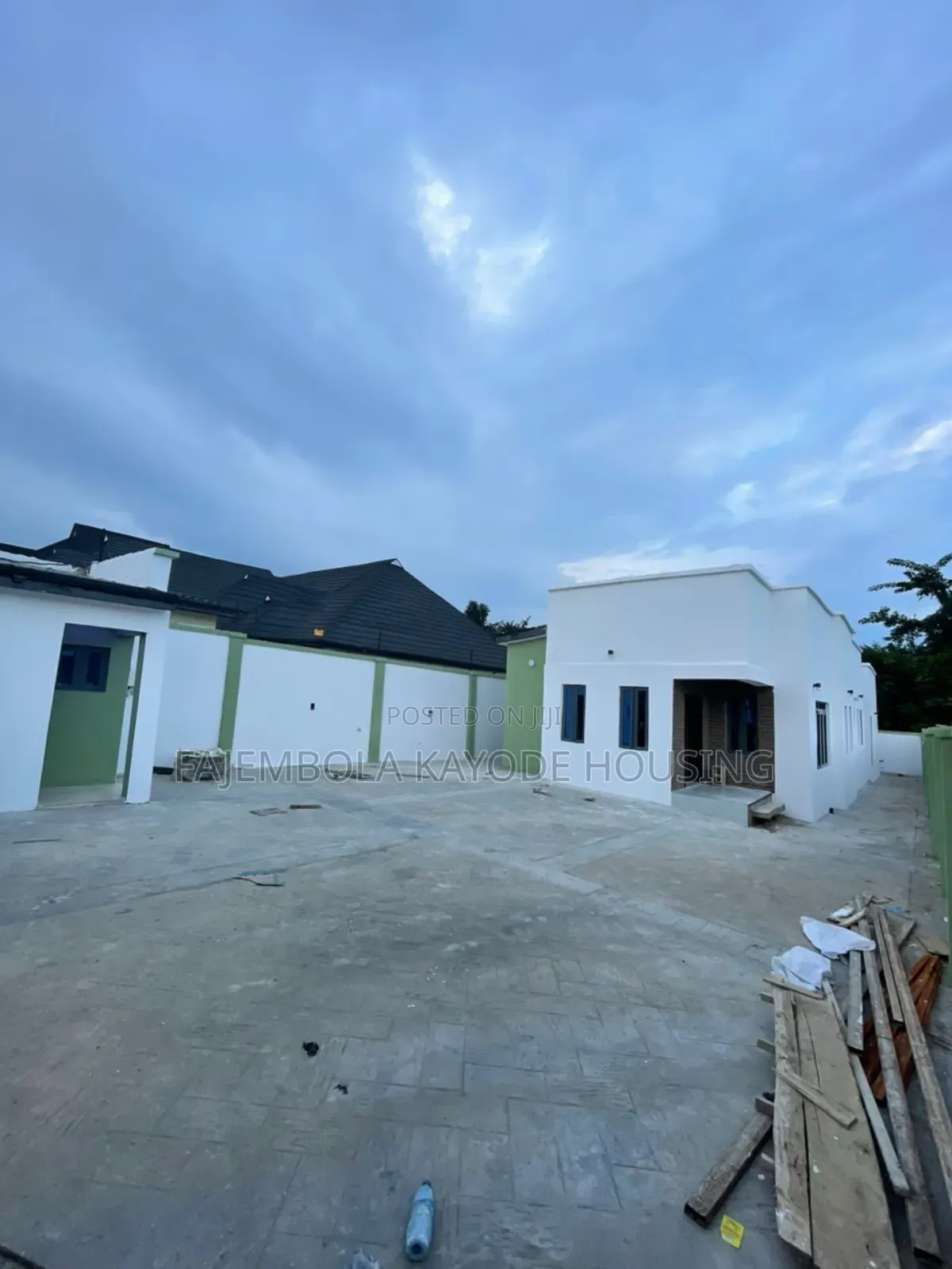 3bdrm Bungalow in Abdulsalam Estate, Akobo for sale