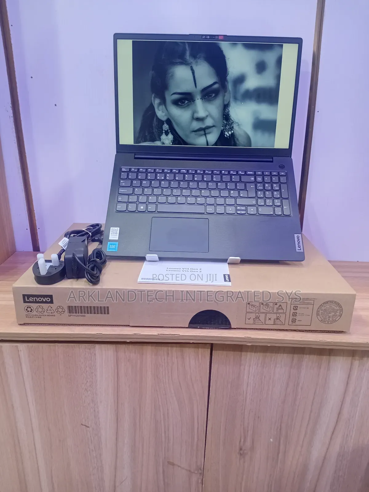 New Laptop Lenovo IdeaPad 530S 8GB Intel Celeron SSD 256GB
