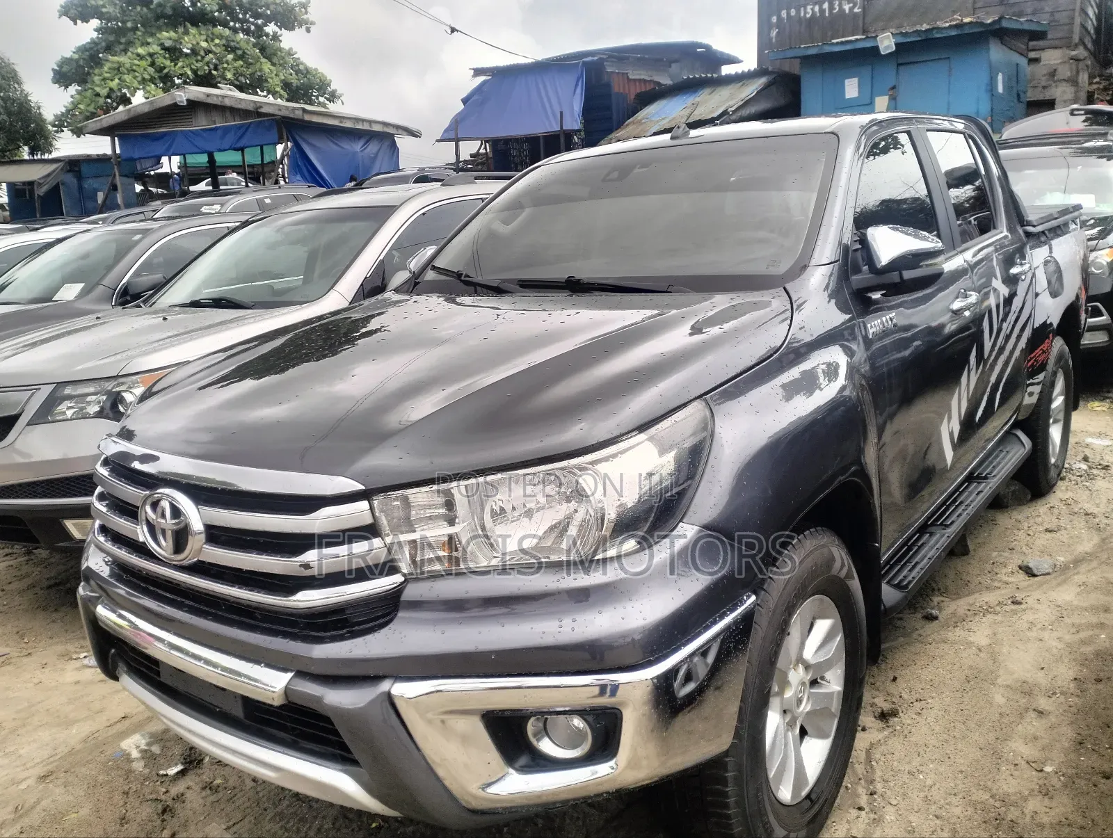Toyota Hilux 2020 Gray