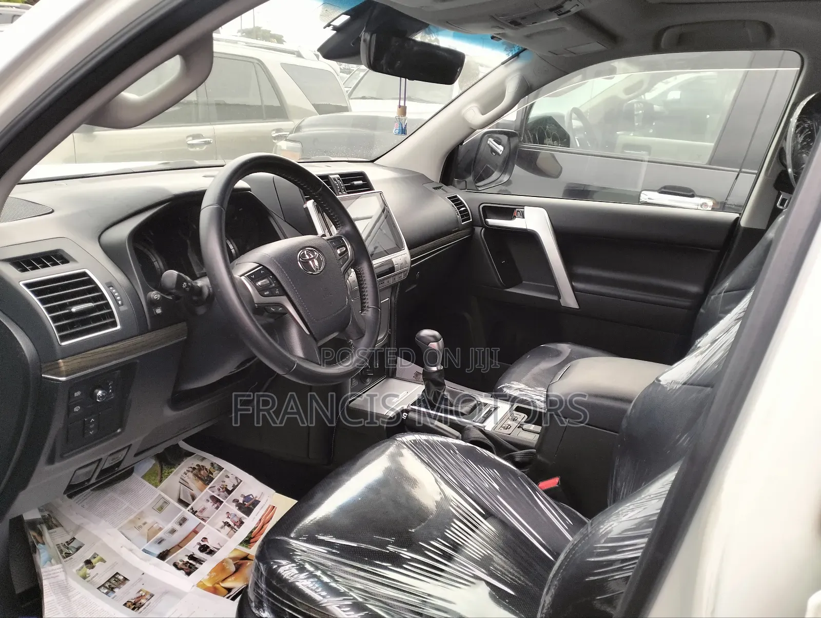 Toyota Land Cruiser Prado 2023 White