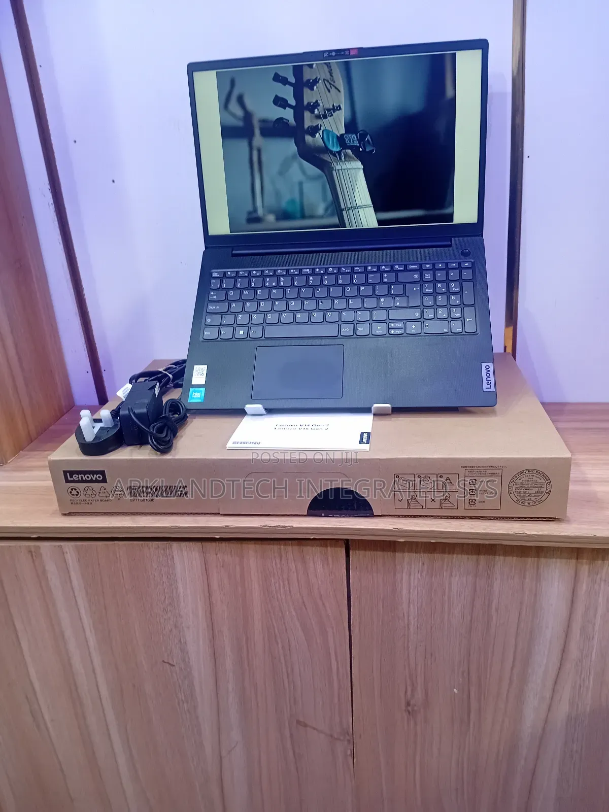 New Laptop Lenovo IdeaPad S10 8GB Intel Celeron SSD 512GB