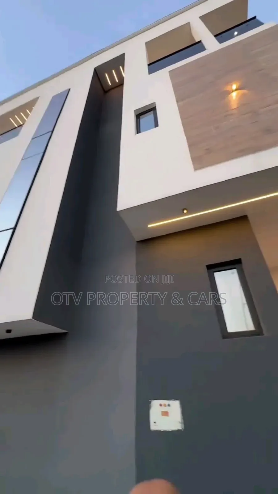 Furnished 6bdrm Duplex in Asokoro for sale