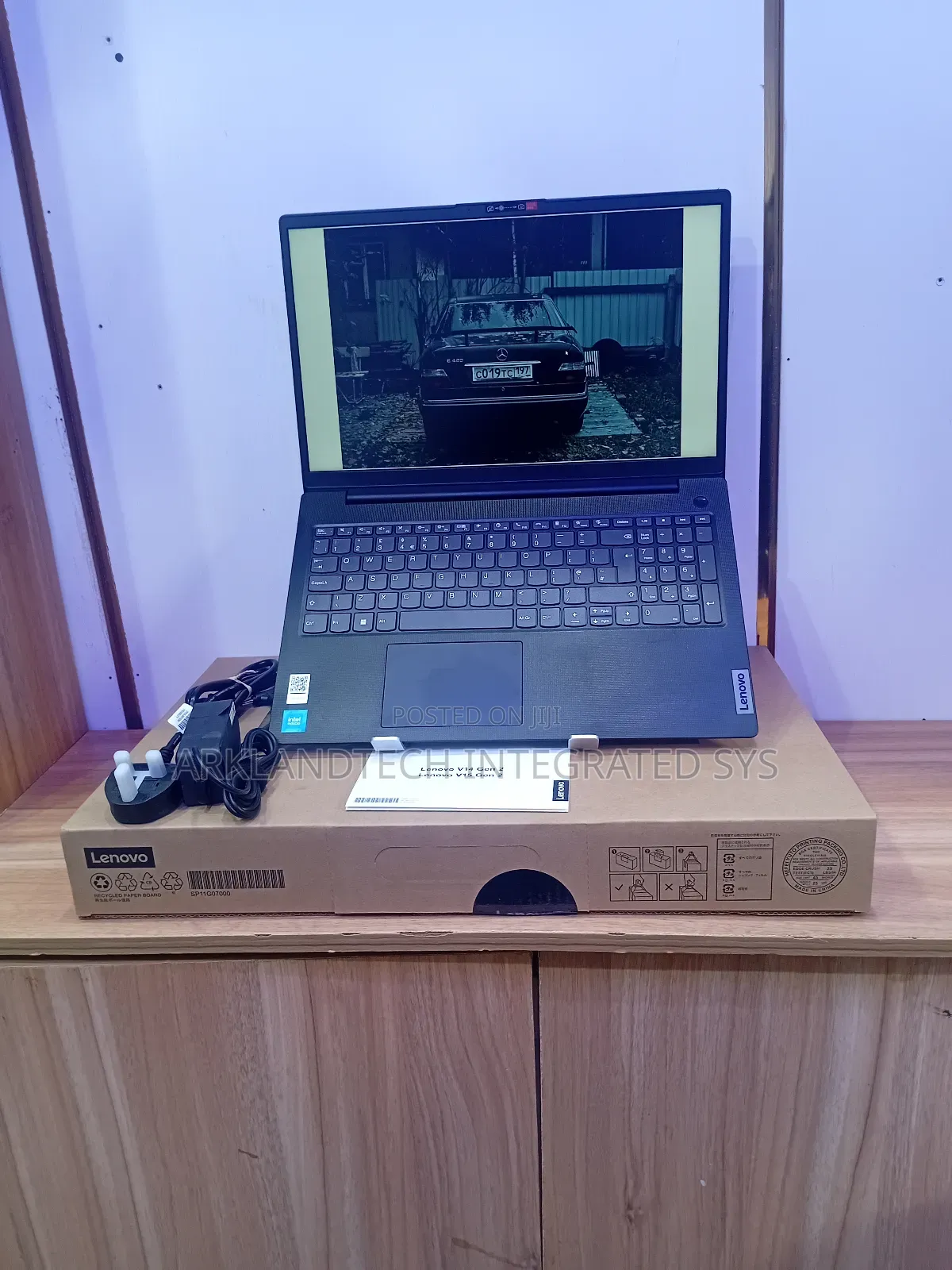 New Laptop Lenovo IdeaPad S12 8GB Intel Celeron SSD 256GB