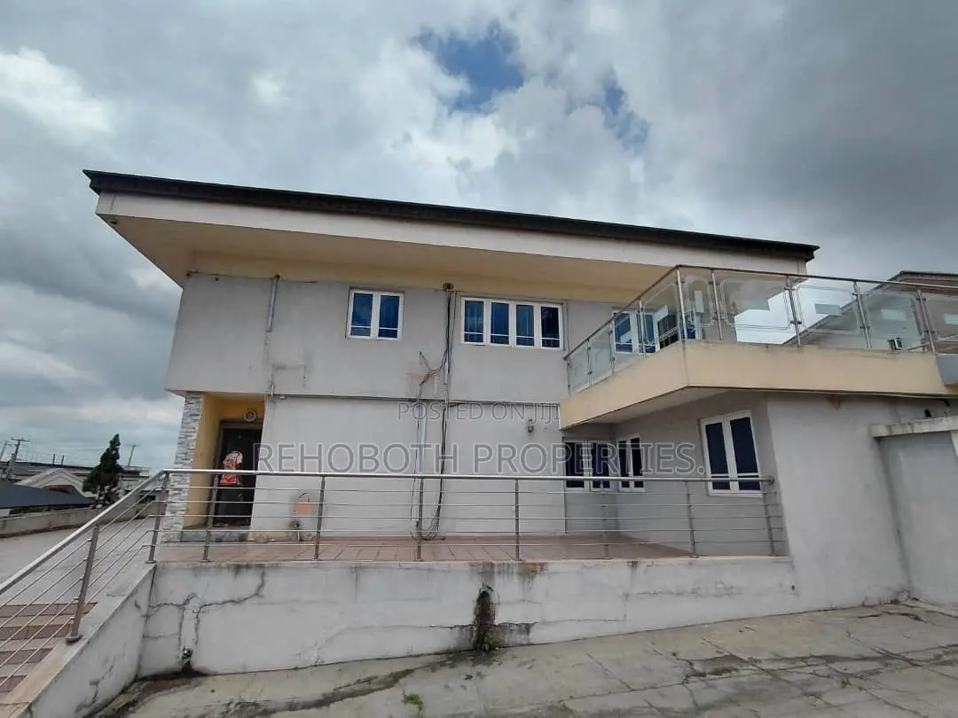 4bdrm Duplex in Adepate Estate, Idishin for rent