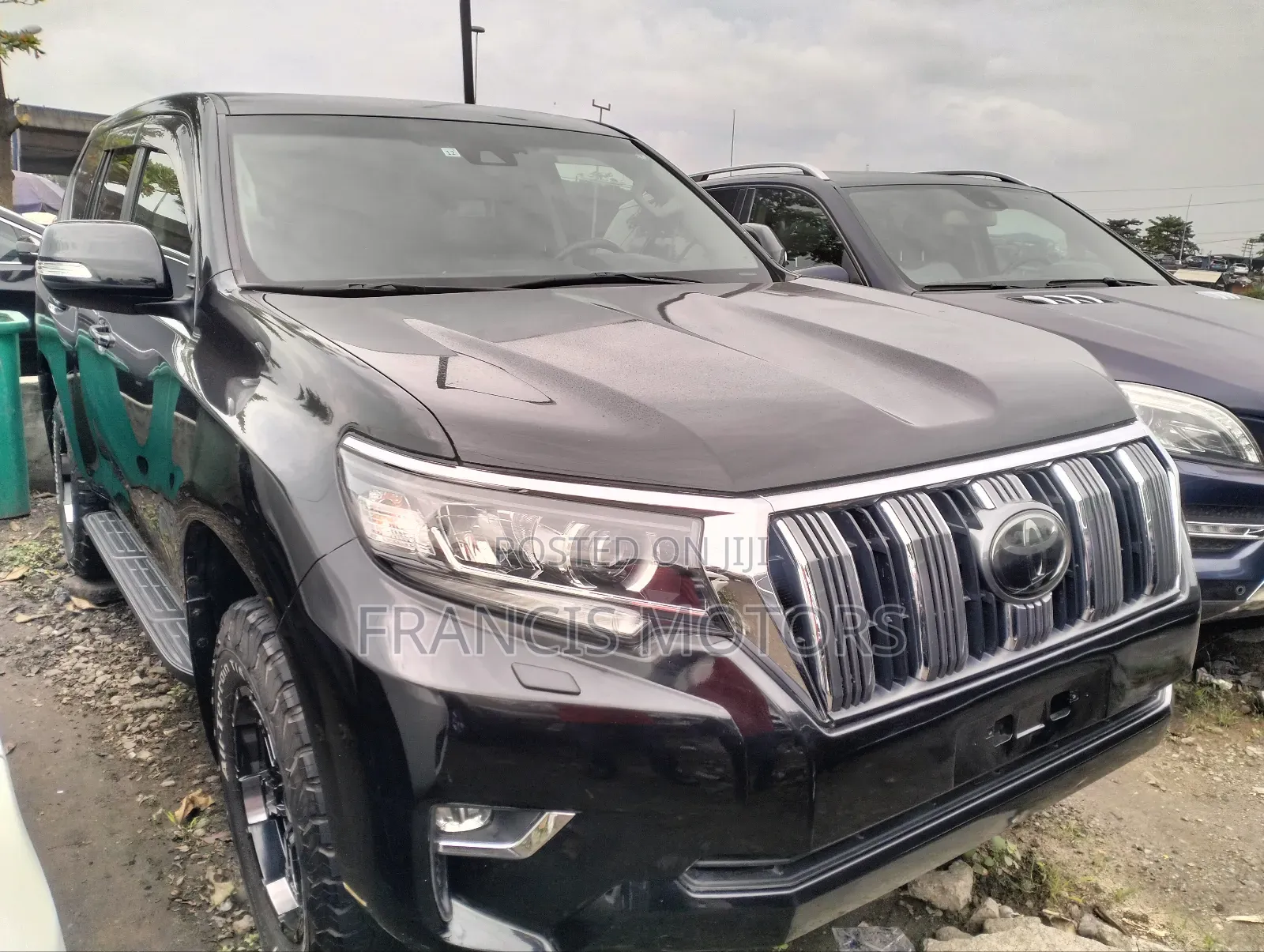 Toyota Land Cruiser Prado 2023 Black