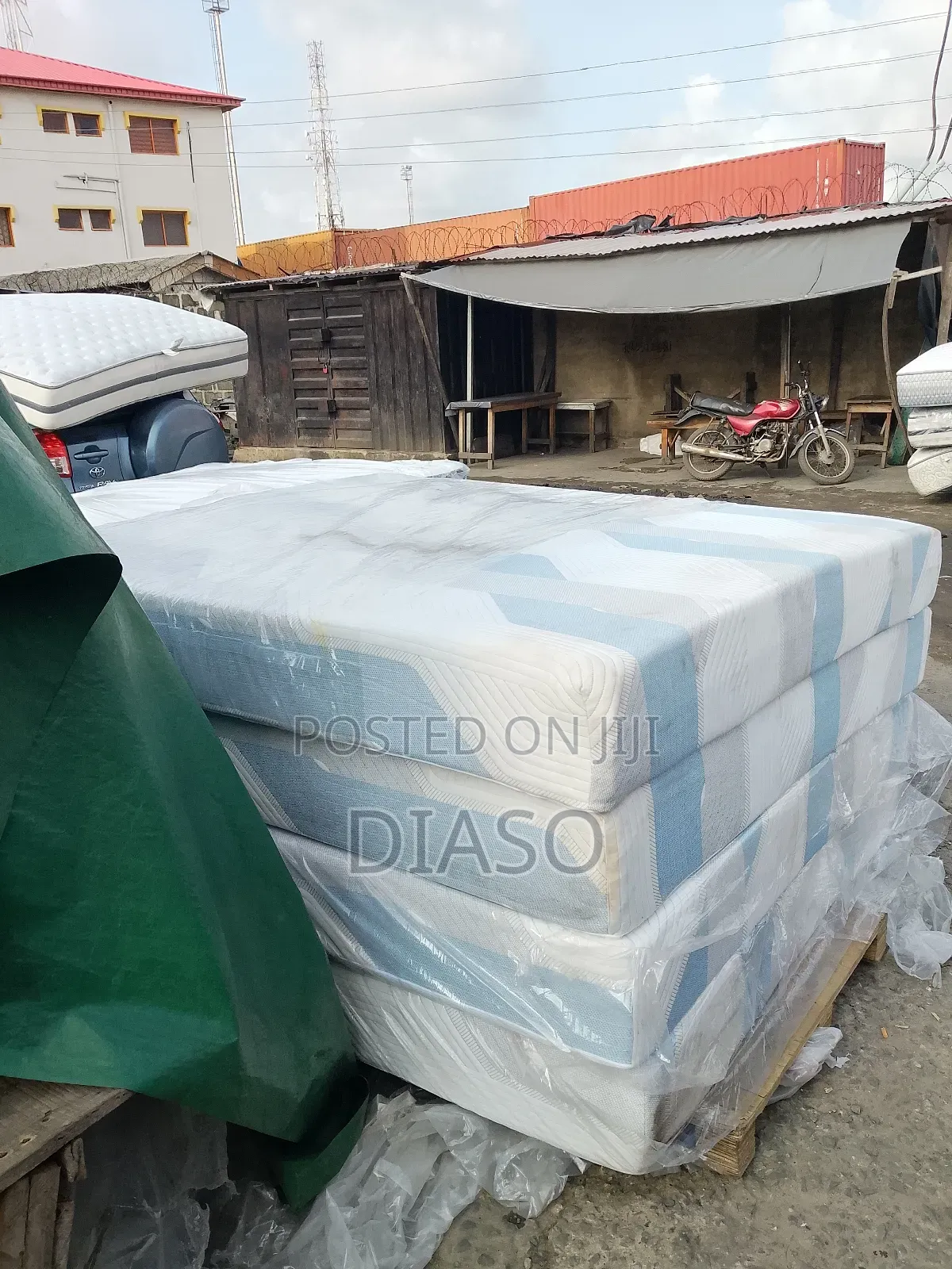 Order 4 Your Affordable Canadian 6x6 Memory Foam 10inches Get 1 Pilo