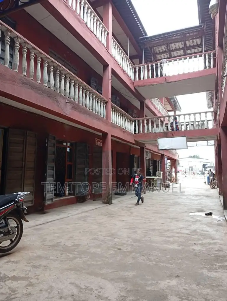Unique Plaza With 56shops Facing Road