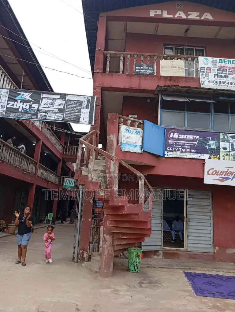 Unique Plaza With 56shops Facing Road