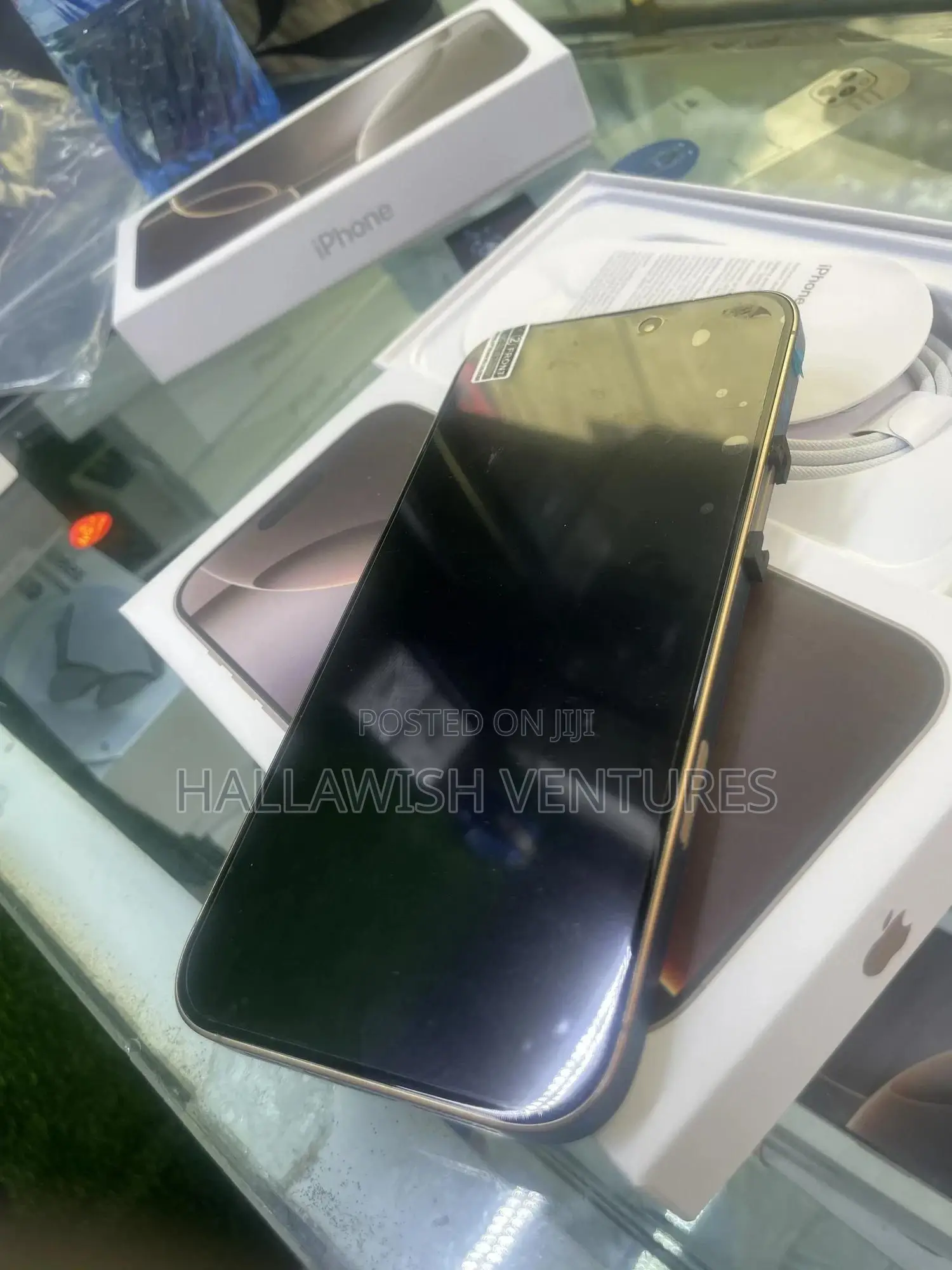 New Apple iPhone 16 Pro Max 1 TB Gold