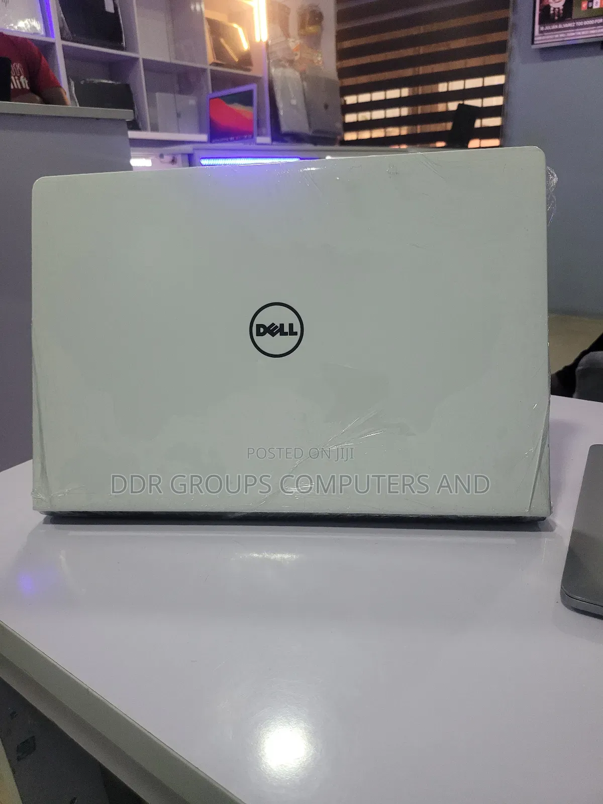 Laptop Dell Inspiron 5559 8GB Intel Core I7 HDD+SSD 1T