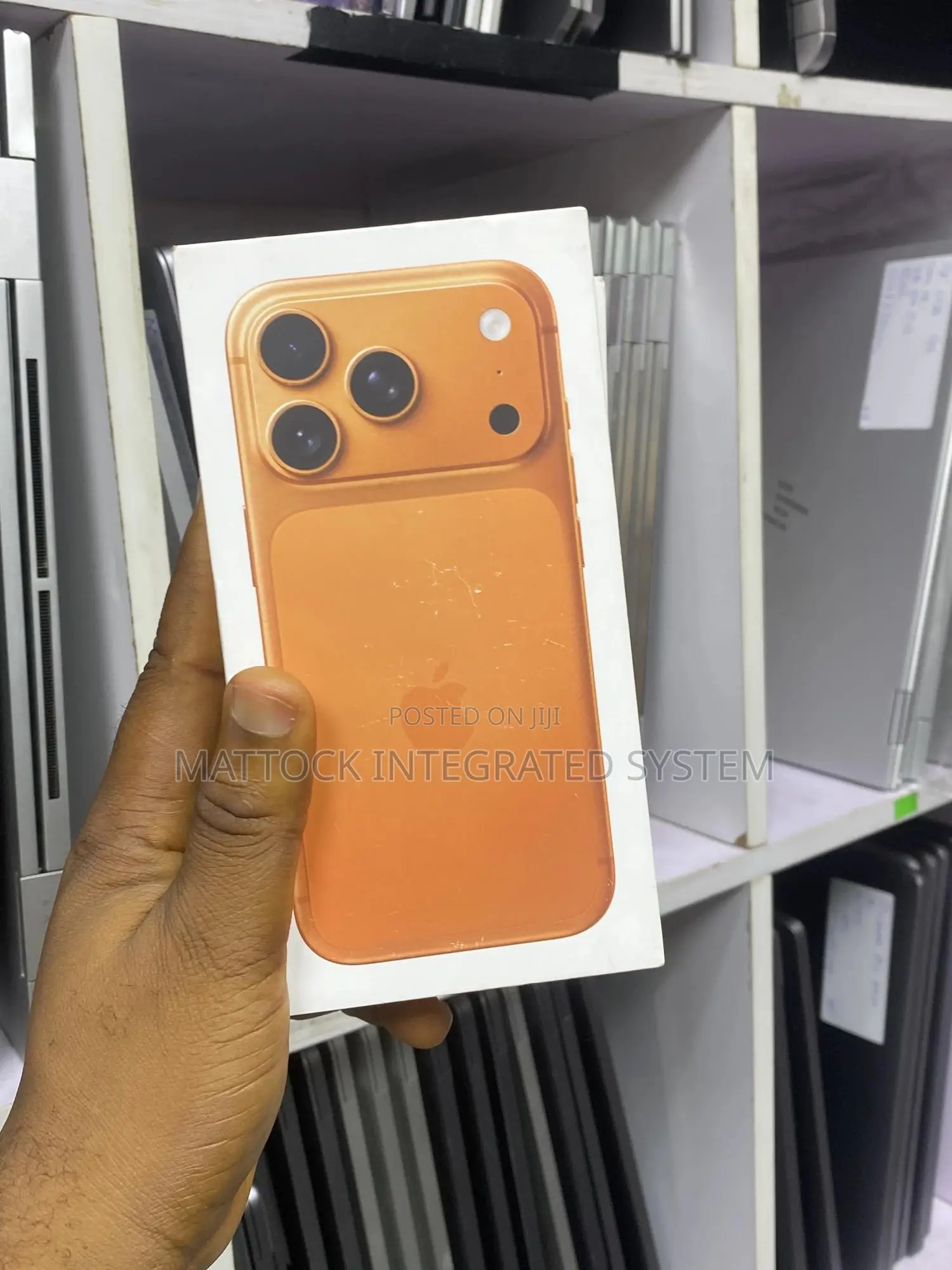New Apple iPhone 17 Pro 256 GB Orange