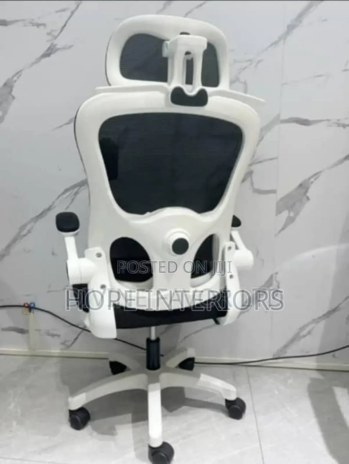 Emgronic Lumba Chair