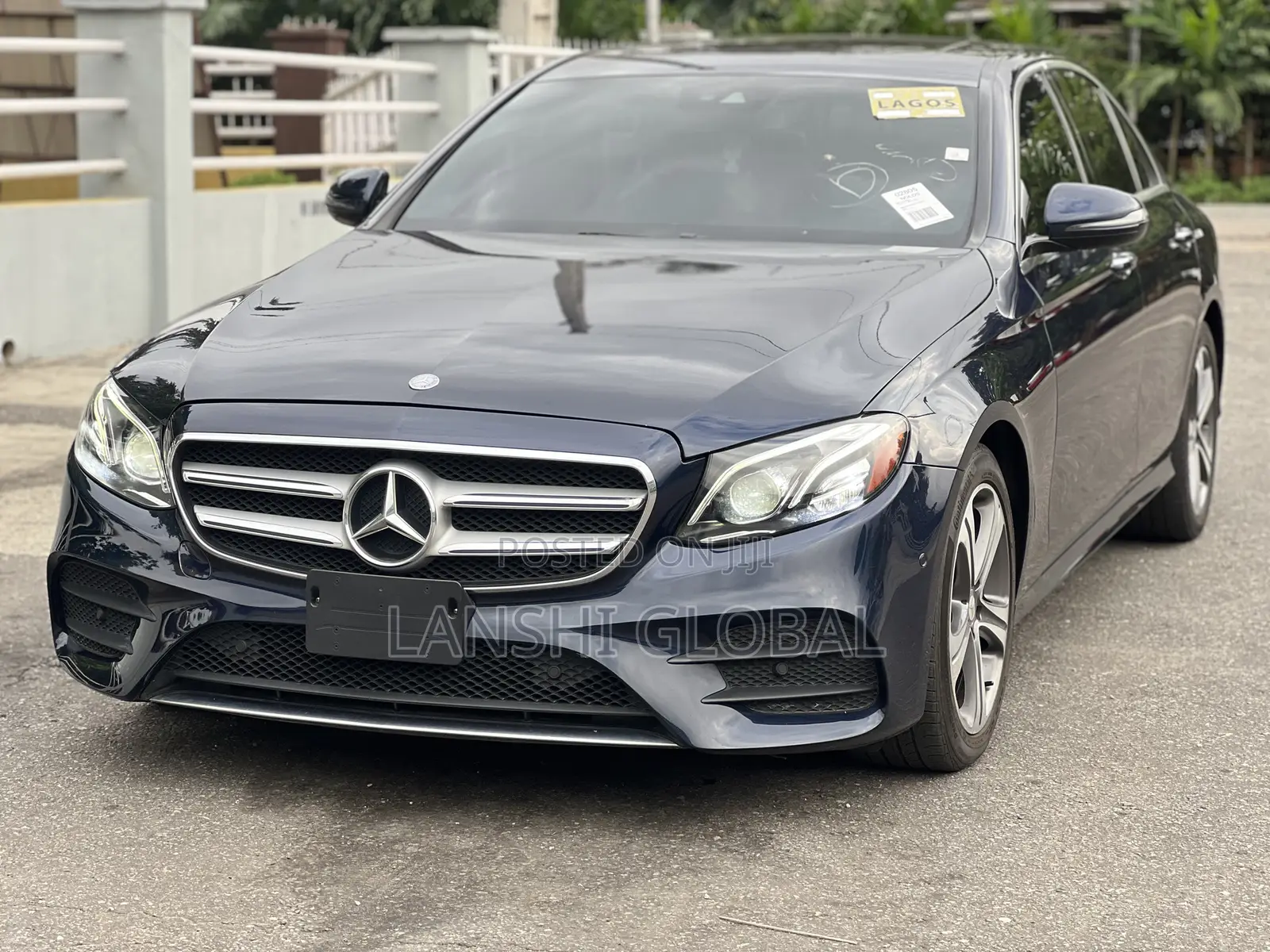 Mercedes-Benz E300 4Matic AWD Sedan (2.0L 4cyl 9A) 2017 Blue