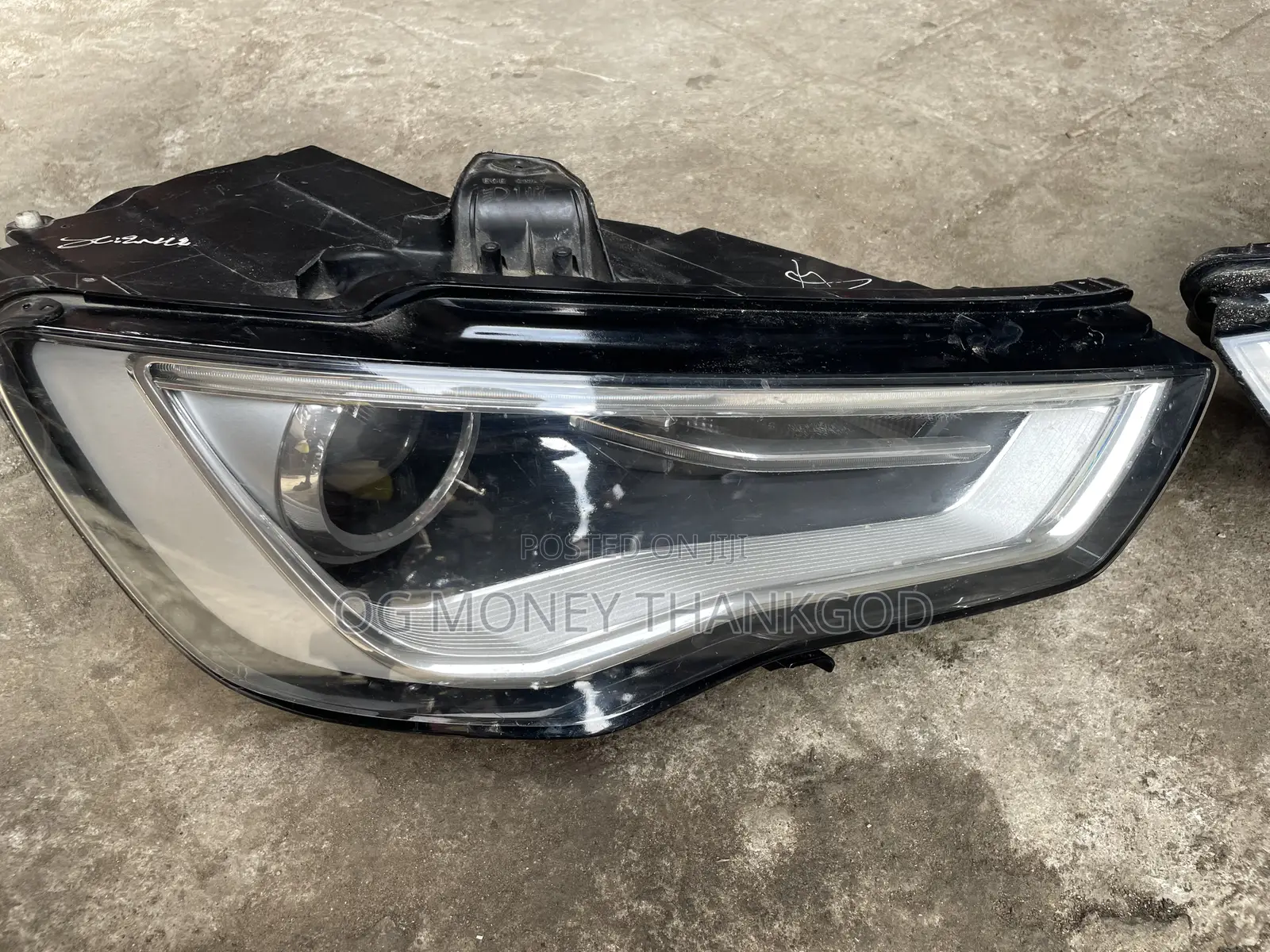 Headlights Audi A3 2013